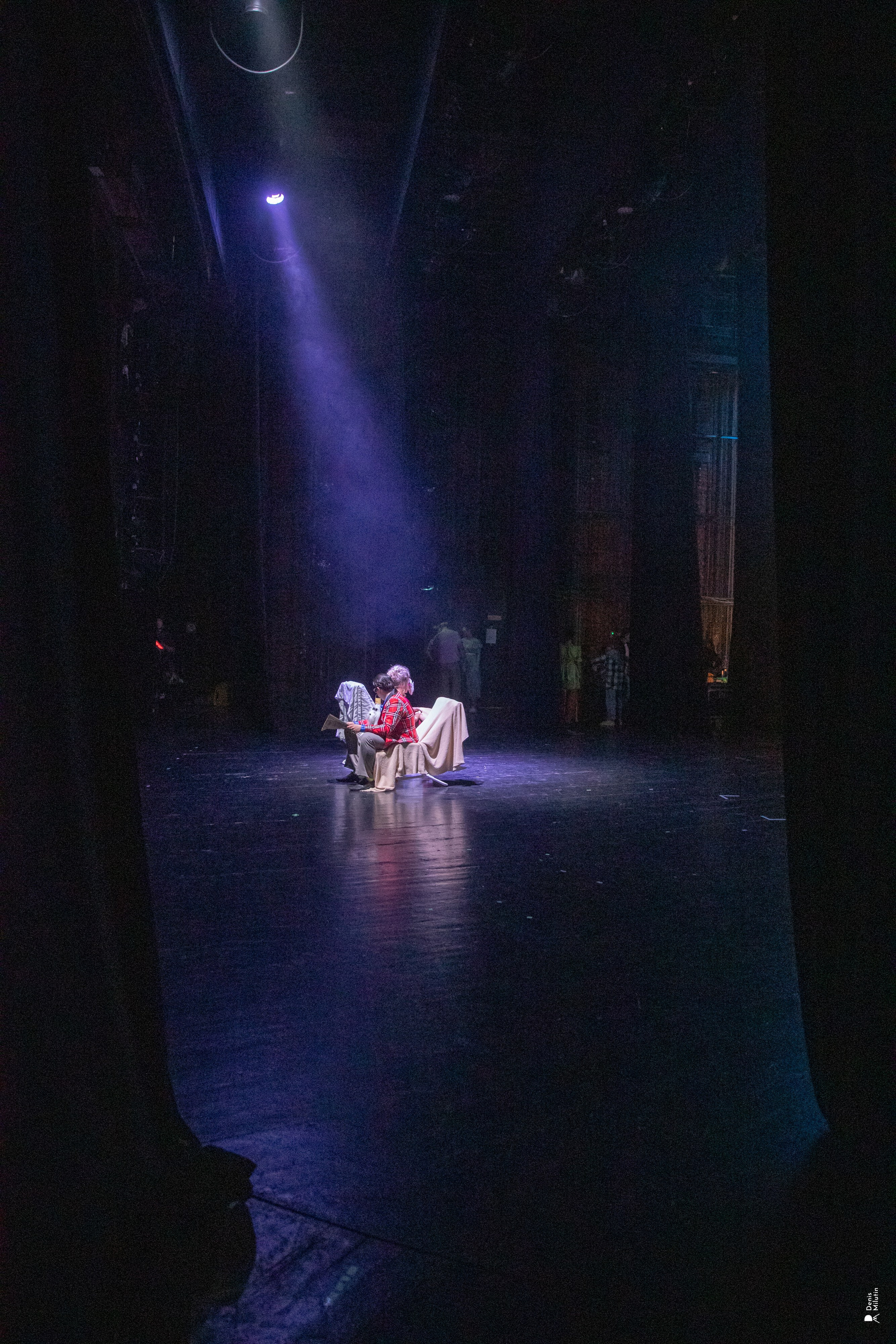 Онежская маска https://denismilutin.wfolio.pro/disk/onezhskaya-maska-petrozavodsk-28zxjw. Портретный фотограф Денис Милютин