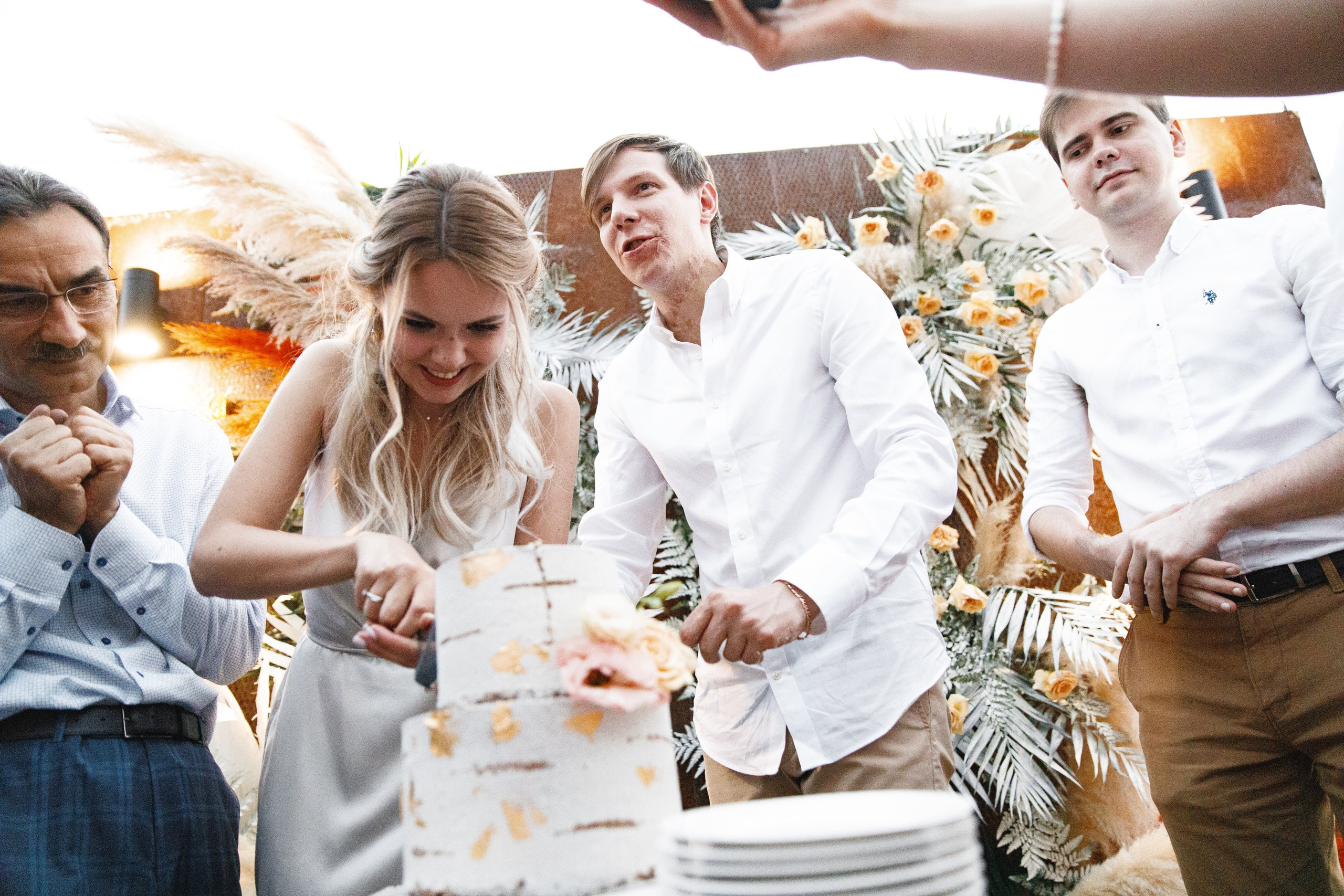 BE_AMAZI. Wedding photographer in Europe