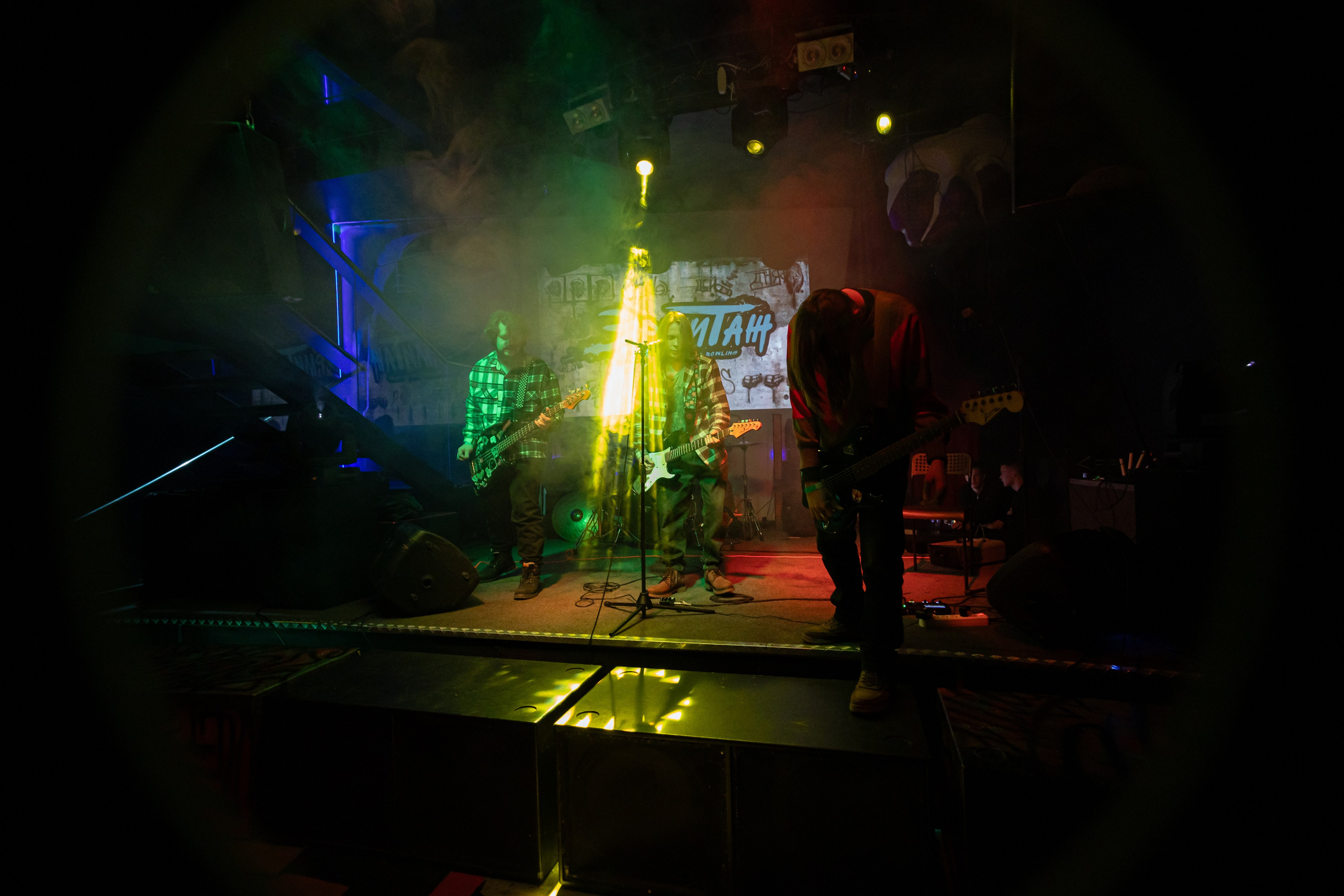 Wrong side. Rock night, клуб-галерея Эрмитаж. 15.11.2024. Фотограф Регина Крикунова г. Красноярск