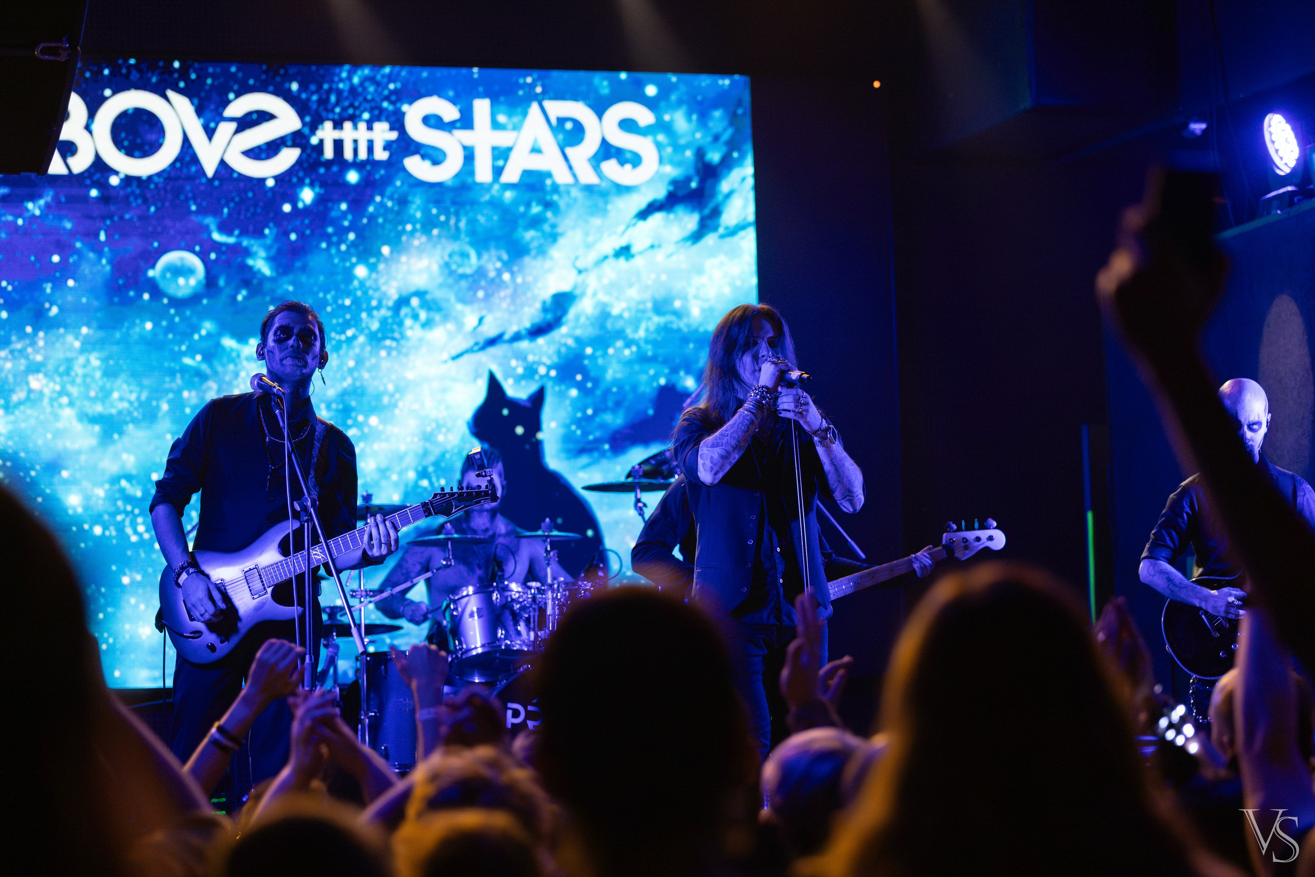 Above the stars. Проклятие Мамбо. Фотограф Виктор Степанов