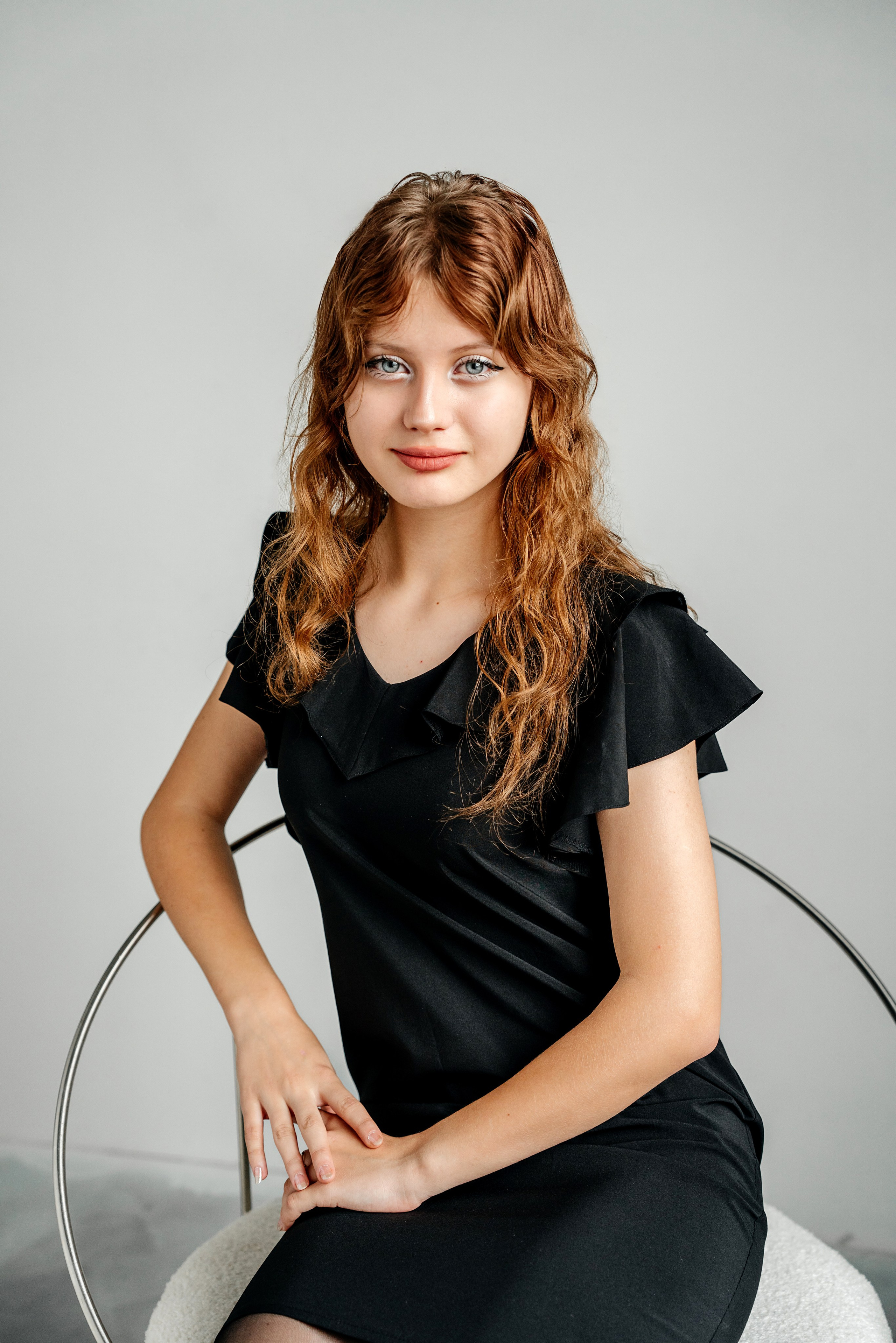 Портреты 9-11 класс — в студии. Выпускные альбомы