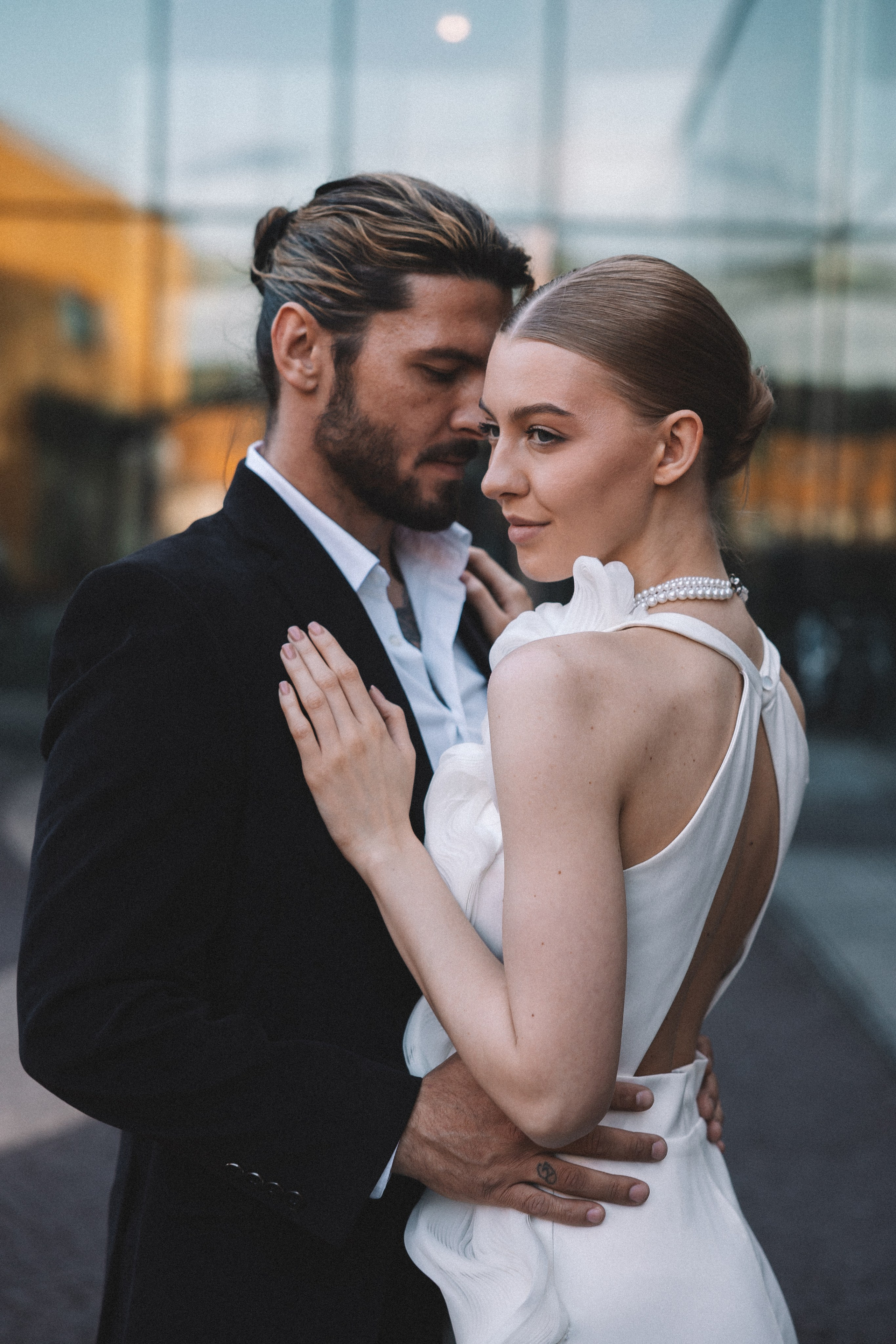 Свадебная фотосессия в Барвиха Luxury Village. Свадебный фотограф в Москве — Оскар Гелманов