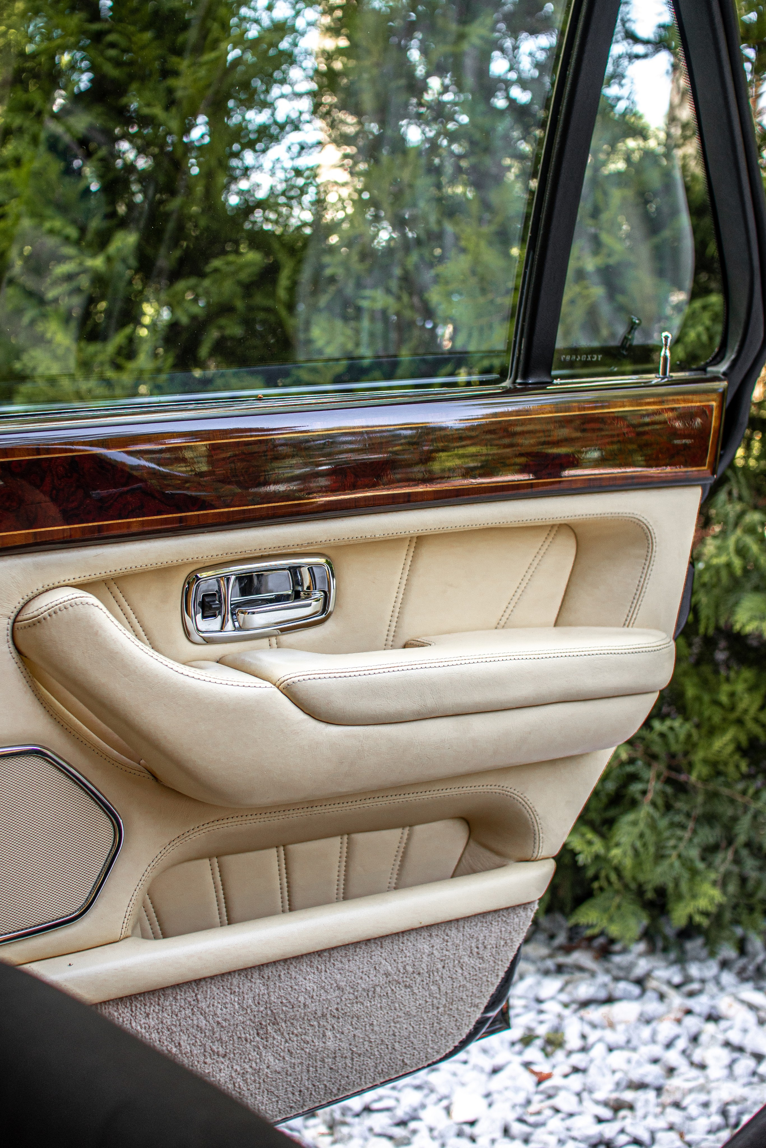 Фотосъемка Rolls-Royce в яхт-клубе в Москве. Жуков Илья  свадебный фотограф в Москве