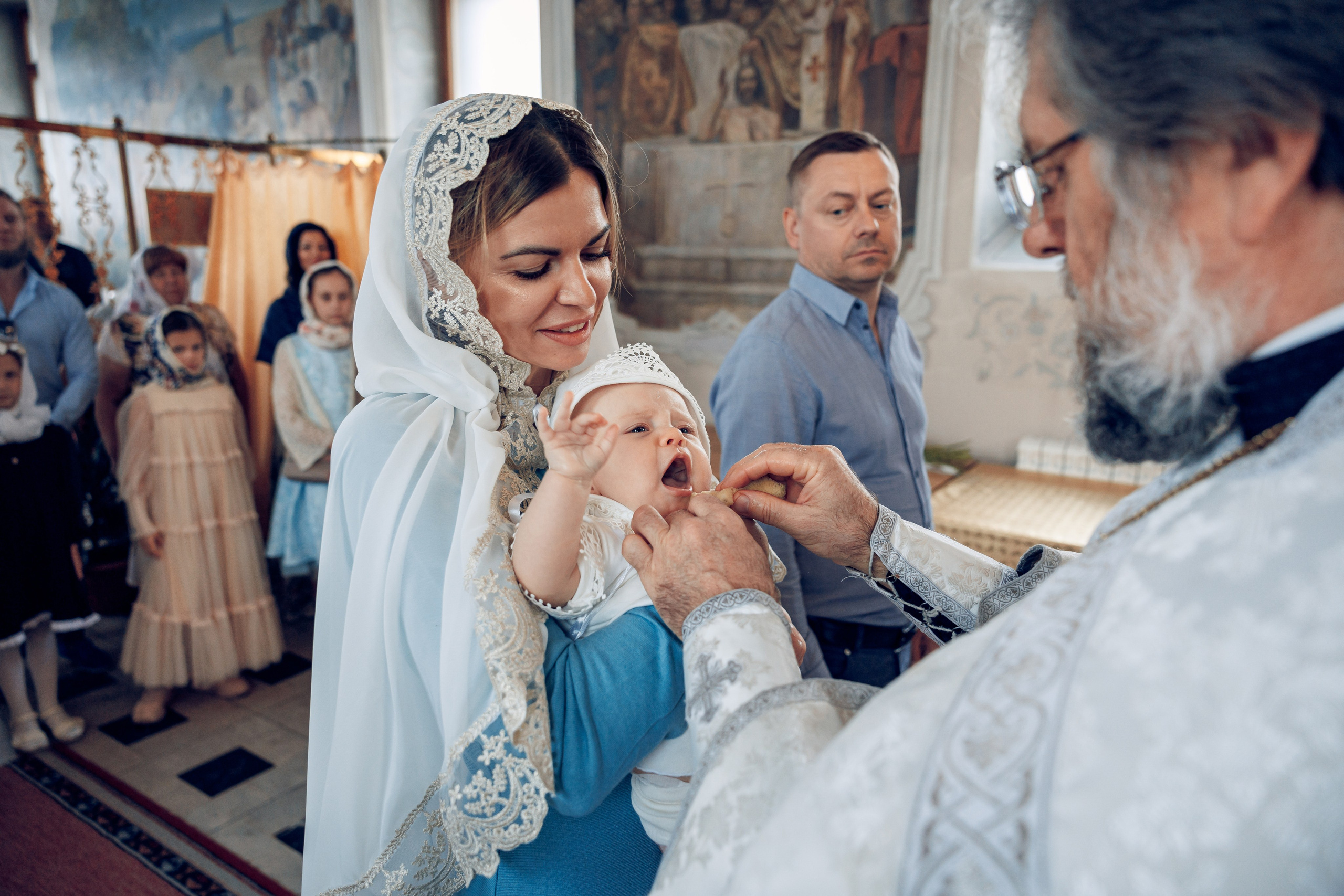 Крещение в Елоховском Богоявленном соборе. Профессиональный фотограф в Москве и Мо Мария Шантарёва