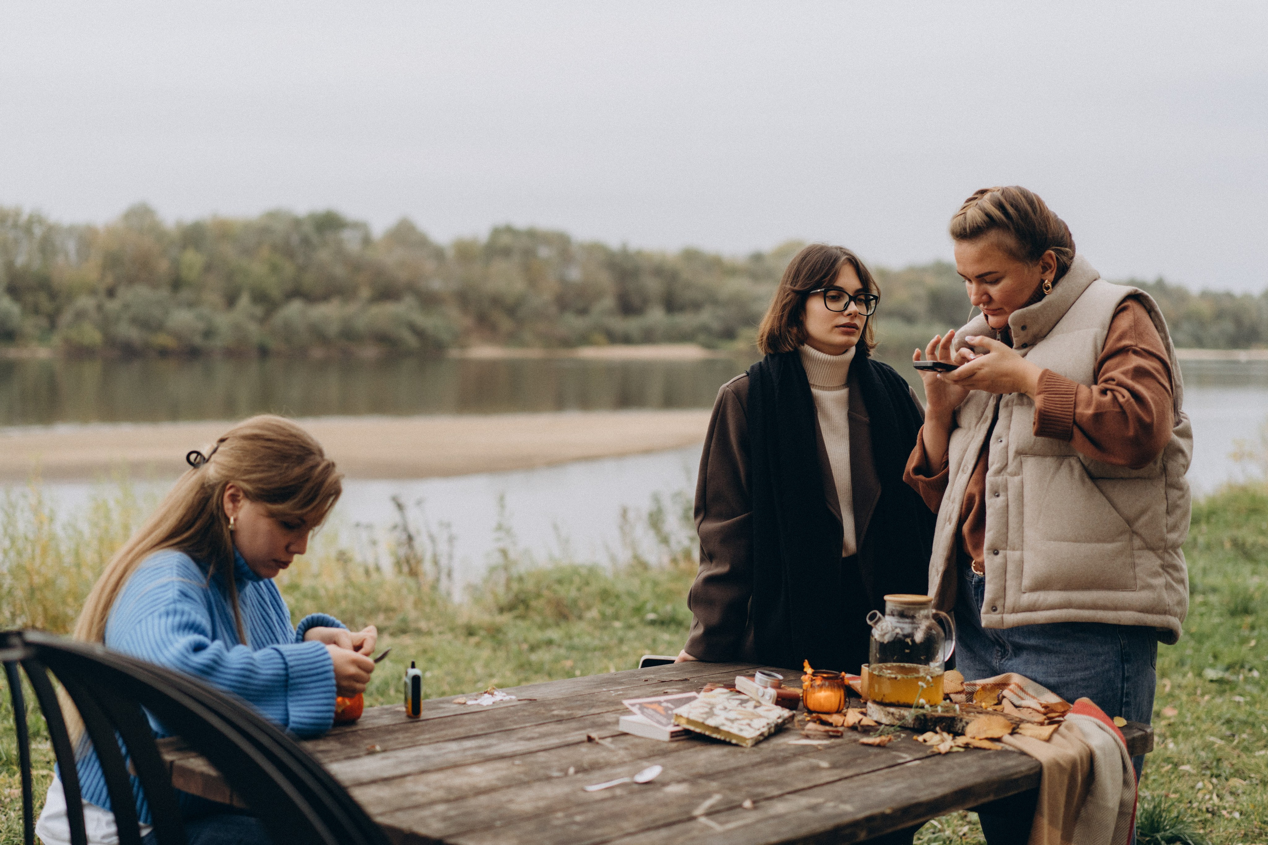 Октябрьская история. Лиза Фирстова — самый добрый фотограф