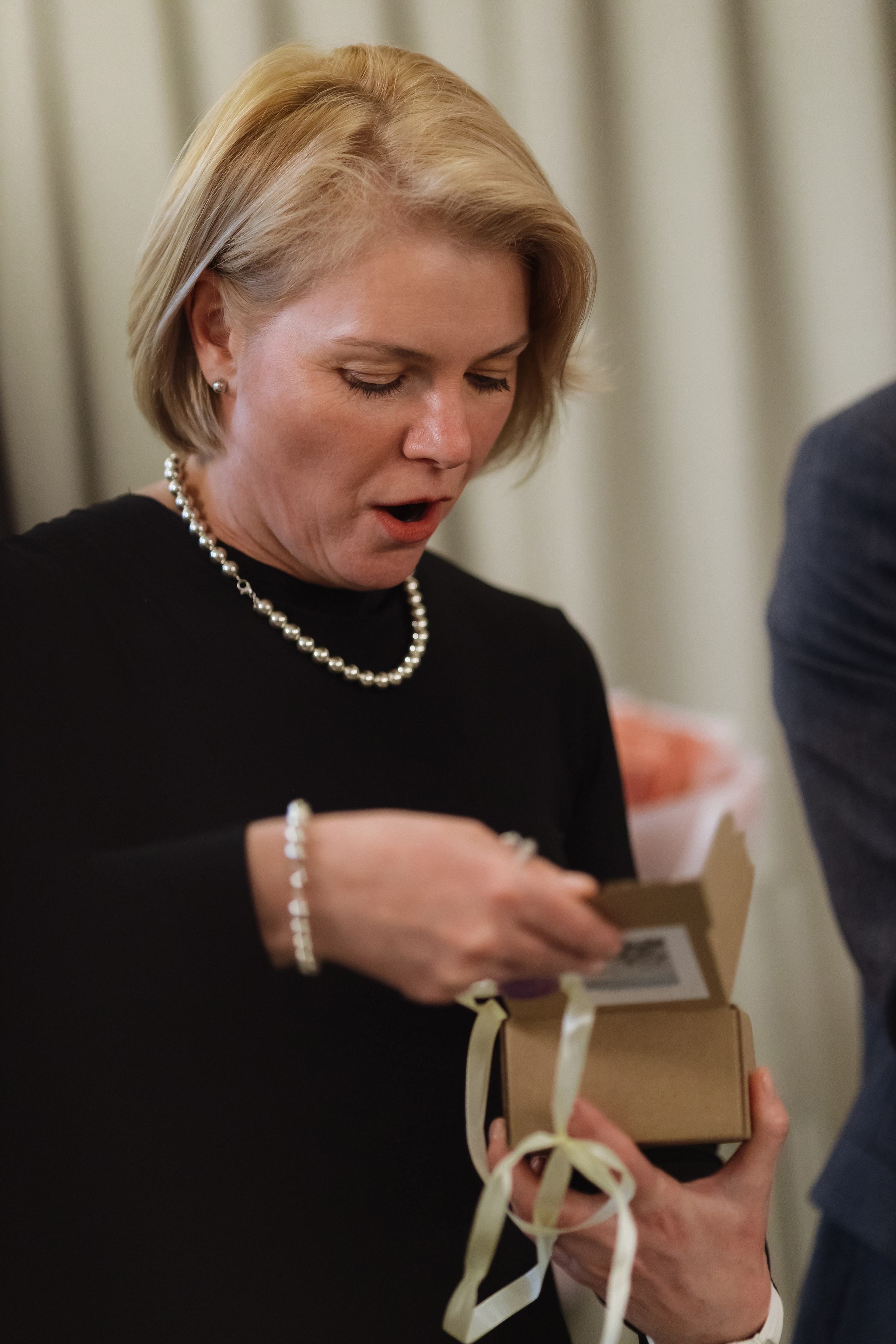 Свадебная фотосессия в Минске в итальянском ресторане La Scala