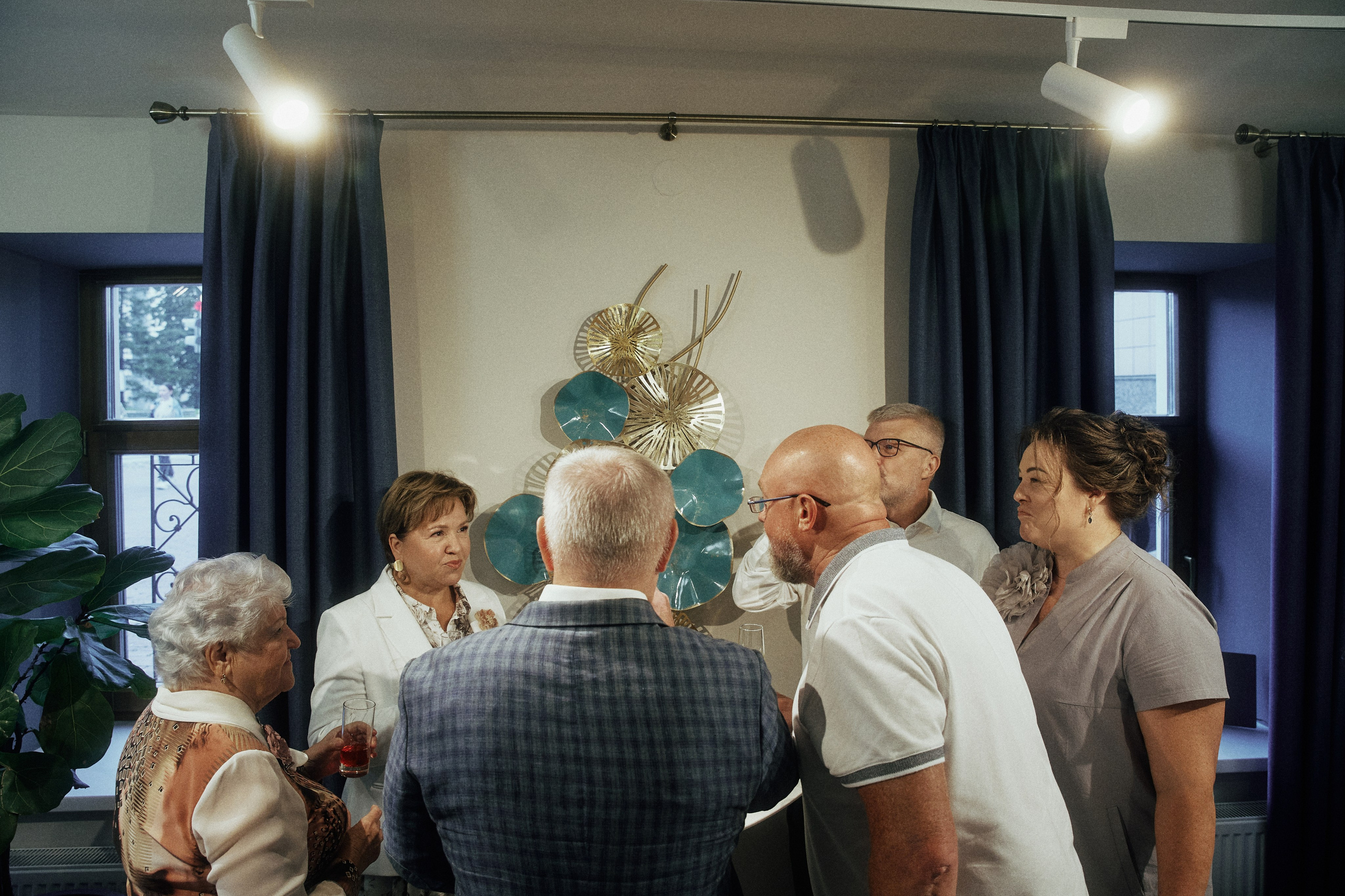 A NEW FAMILY TREE. Дмитрий Мазуркевич: Профессиональный Репортажный Фотограф