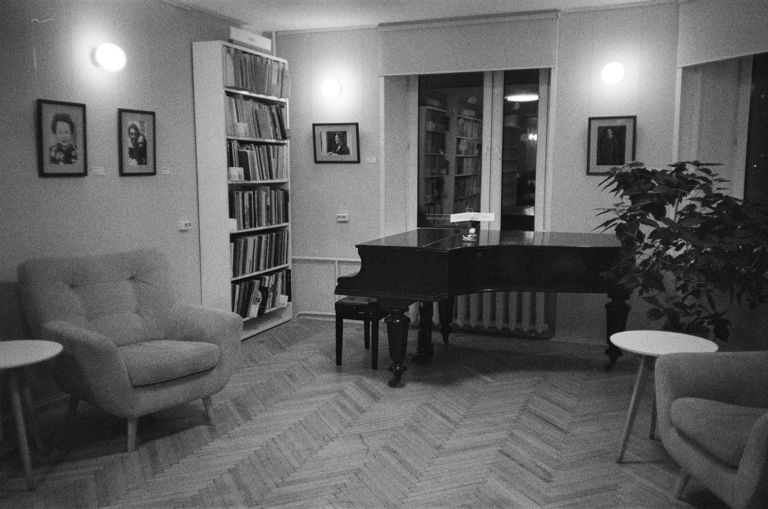 Книжный мир Булгакова и фортепианный вечер. Фотограф-документалист Мария Осокина