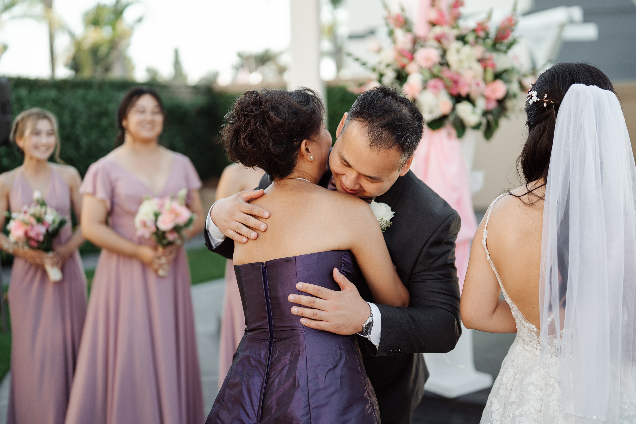 2025-08-16_AndreaChristopher. Ретушер Зенькевич Света