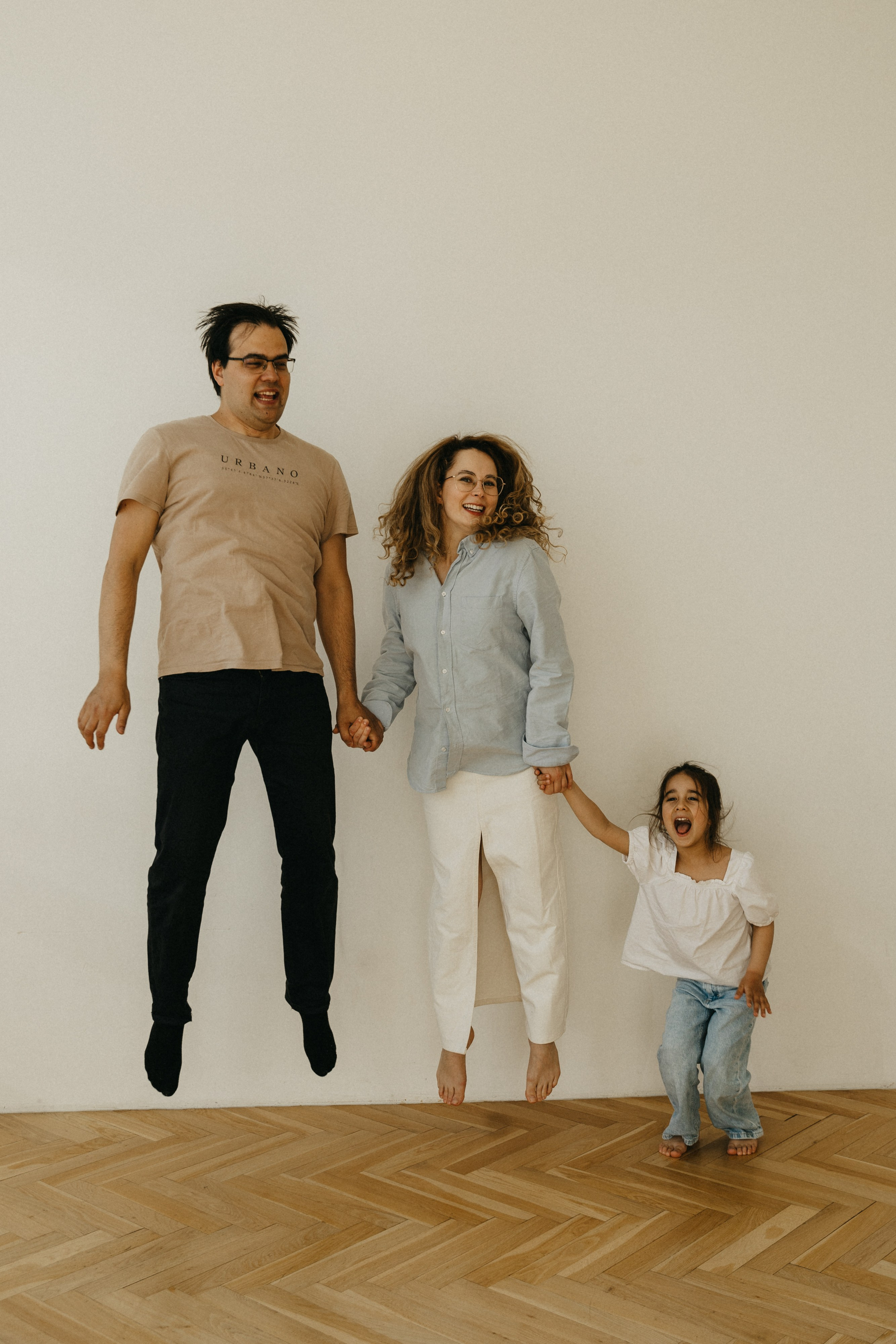 Ксюша, Женя, Аня, Дима. Главная