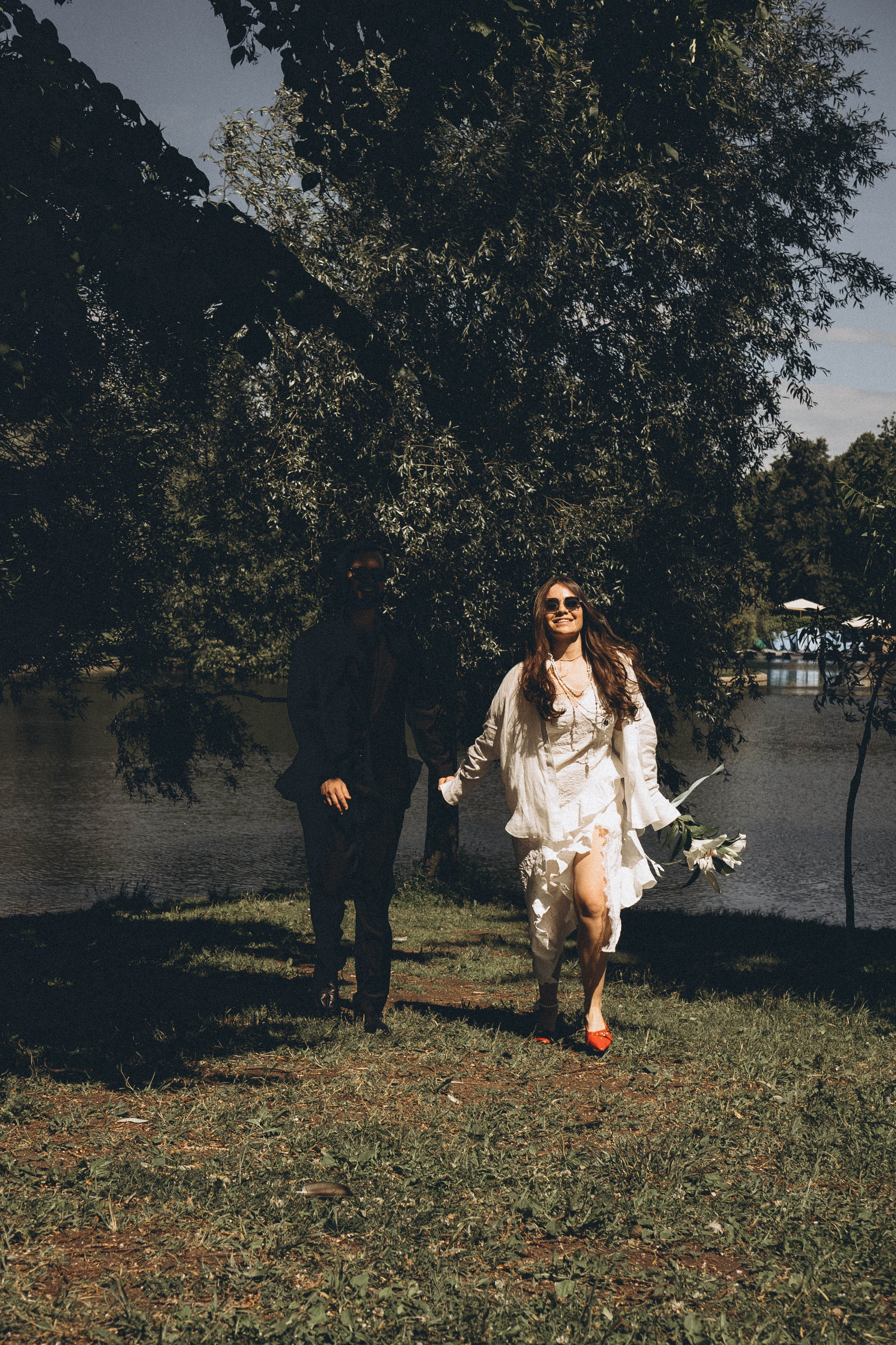 СВАДЕБНАЯ СЬЕМКА В ПАРКЕ ПОБЕДЫ И ПРОГУЛКА ПО МОСКОВСКОМУ ПРОСПЕКТУ. Профессиональный фотограф, Санкт-Петербург — Виктория Богомолова