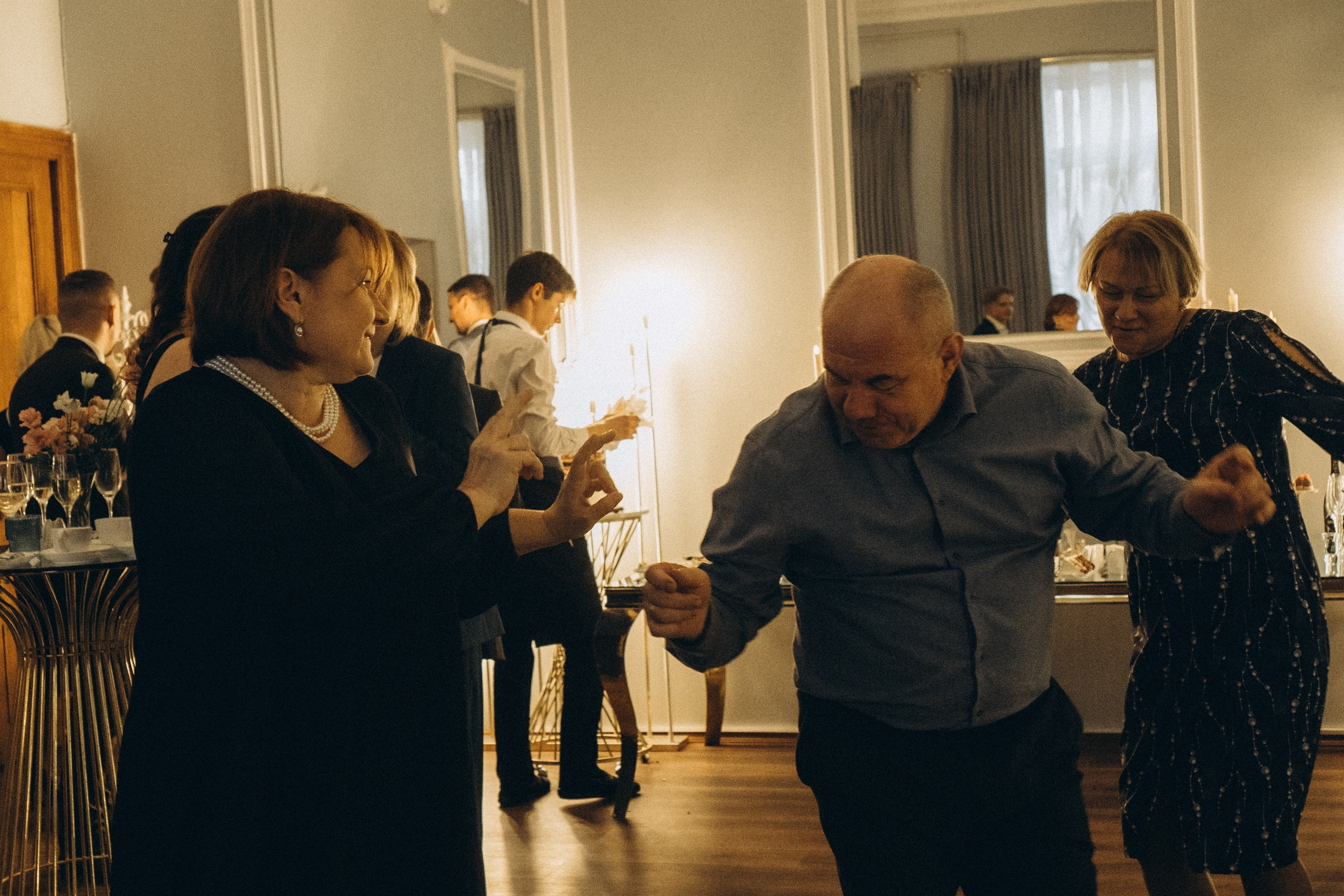 СЬЕМКА РЕПОРТАЖ В ЗАГСЕ (2 ДВОРЕЦ). Профессиональный фотограф, Санкт-Петербург — Виктория Богомолова