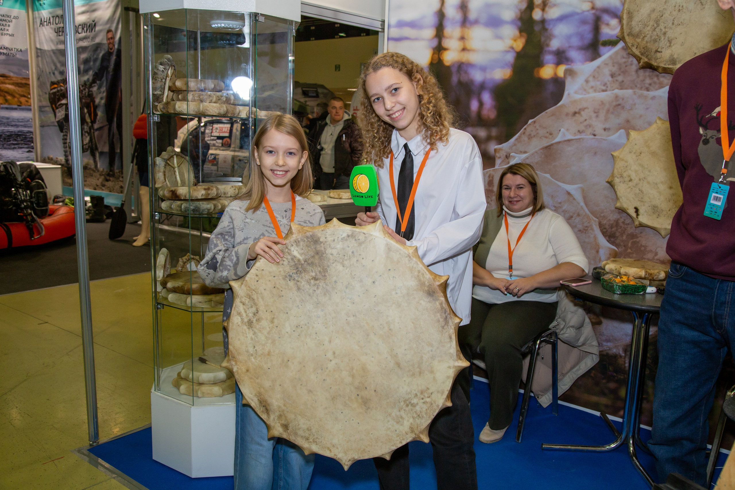 Фотопрогулка по выставке Поехали 2022. «Студия DRONAVT`s» — видеосъёмка и фотография г. Москва