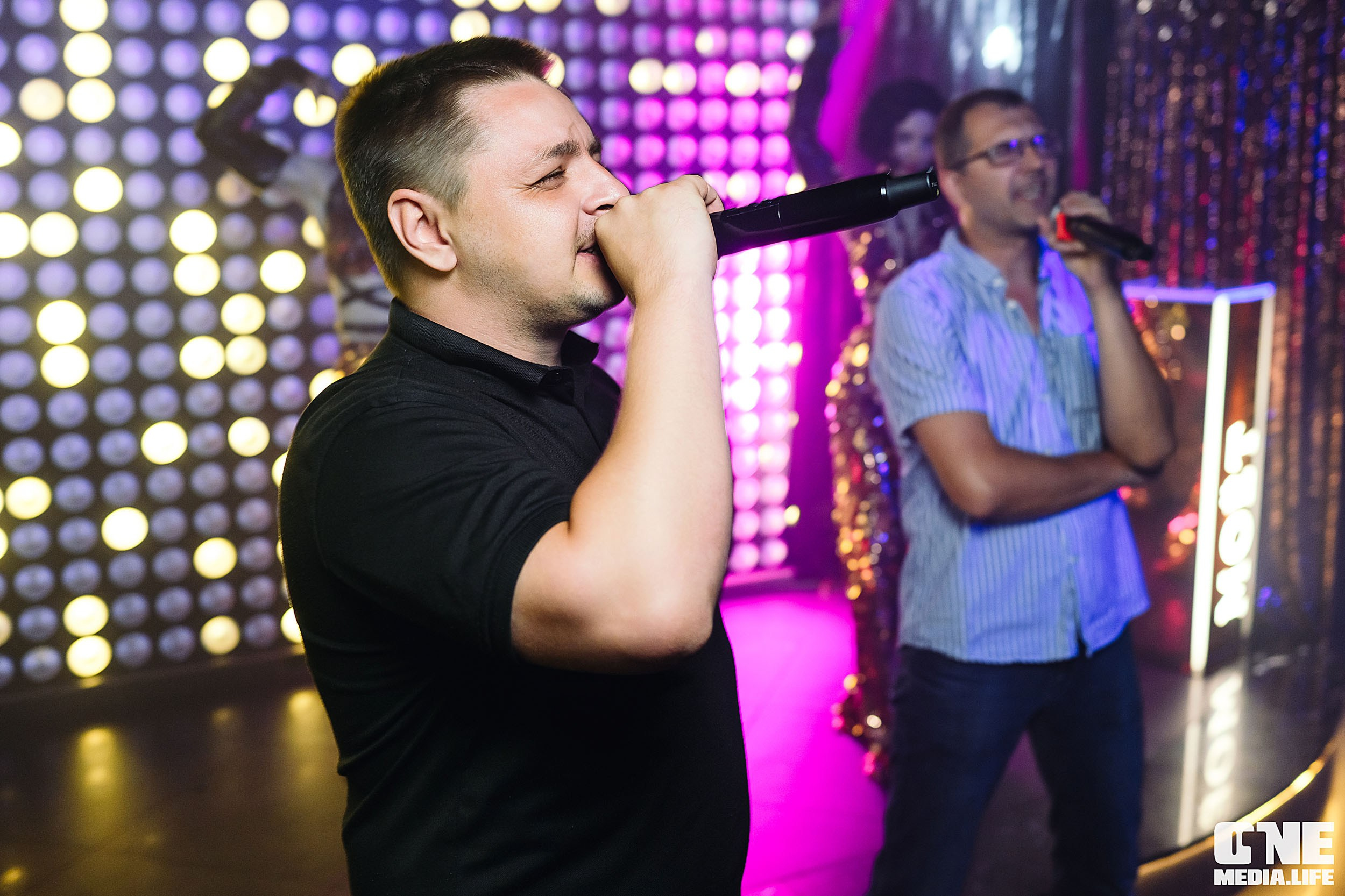 Фоторепортаж из караоке-клуба Эйфория. One Media Life: фоторепортажи, фотоотчеты с мероприятий и заведений