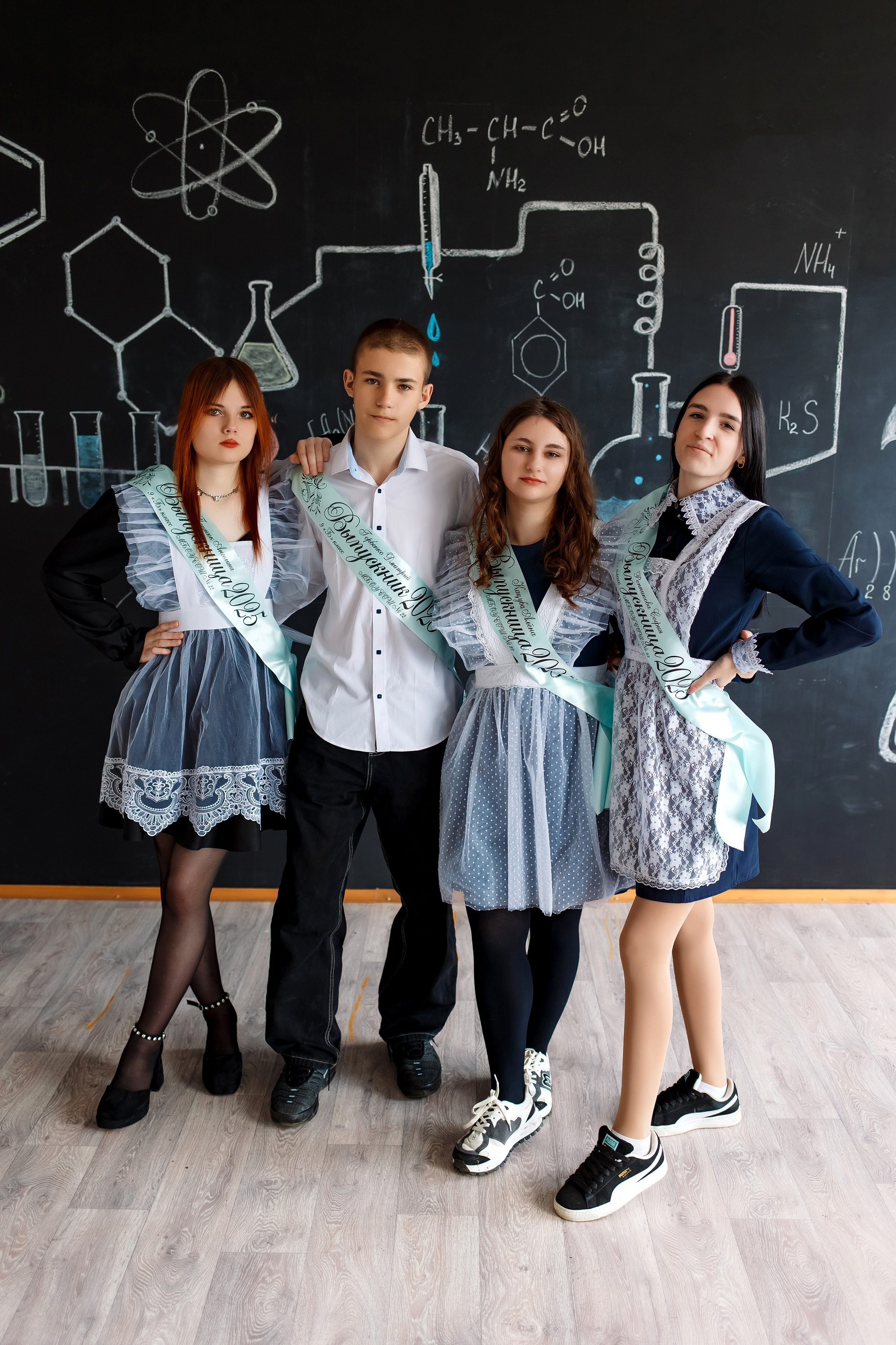 9 класс съемка в школе. Фотограф Любовь Корниенко, Примоский край