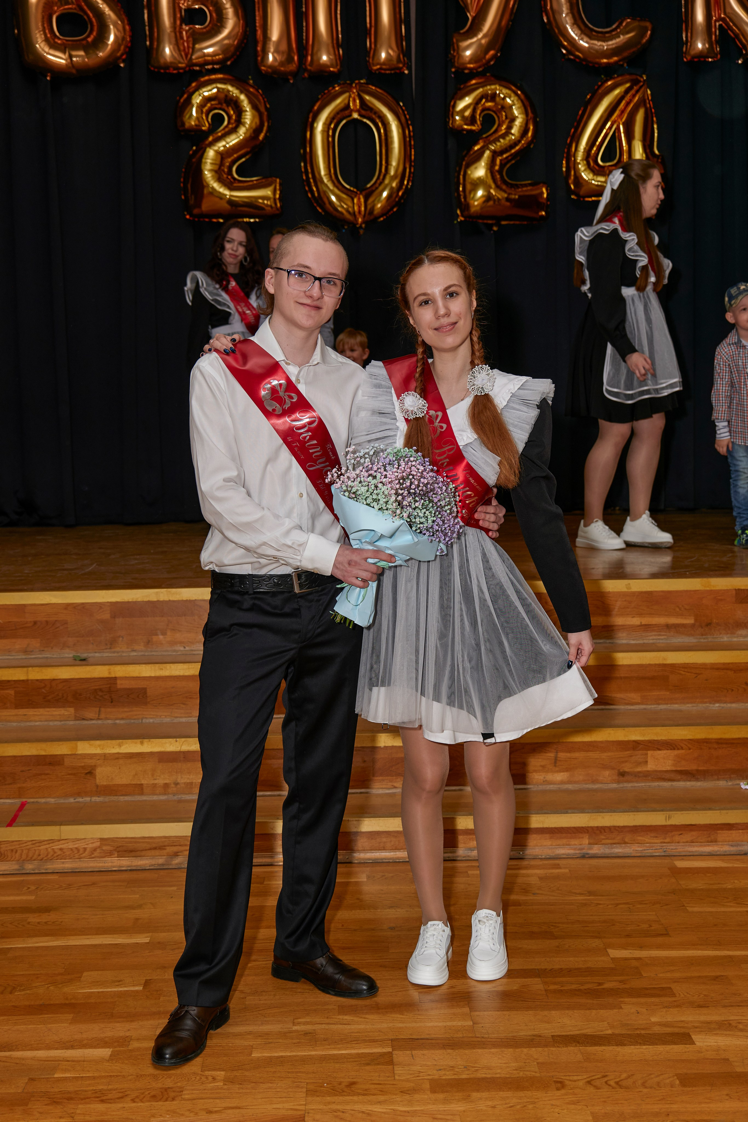 Последний звонок школа 1413. Детский и семейный фотограф г. Москва Оксана Катаджи