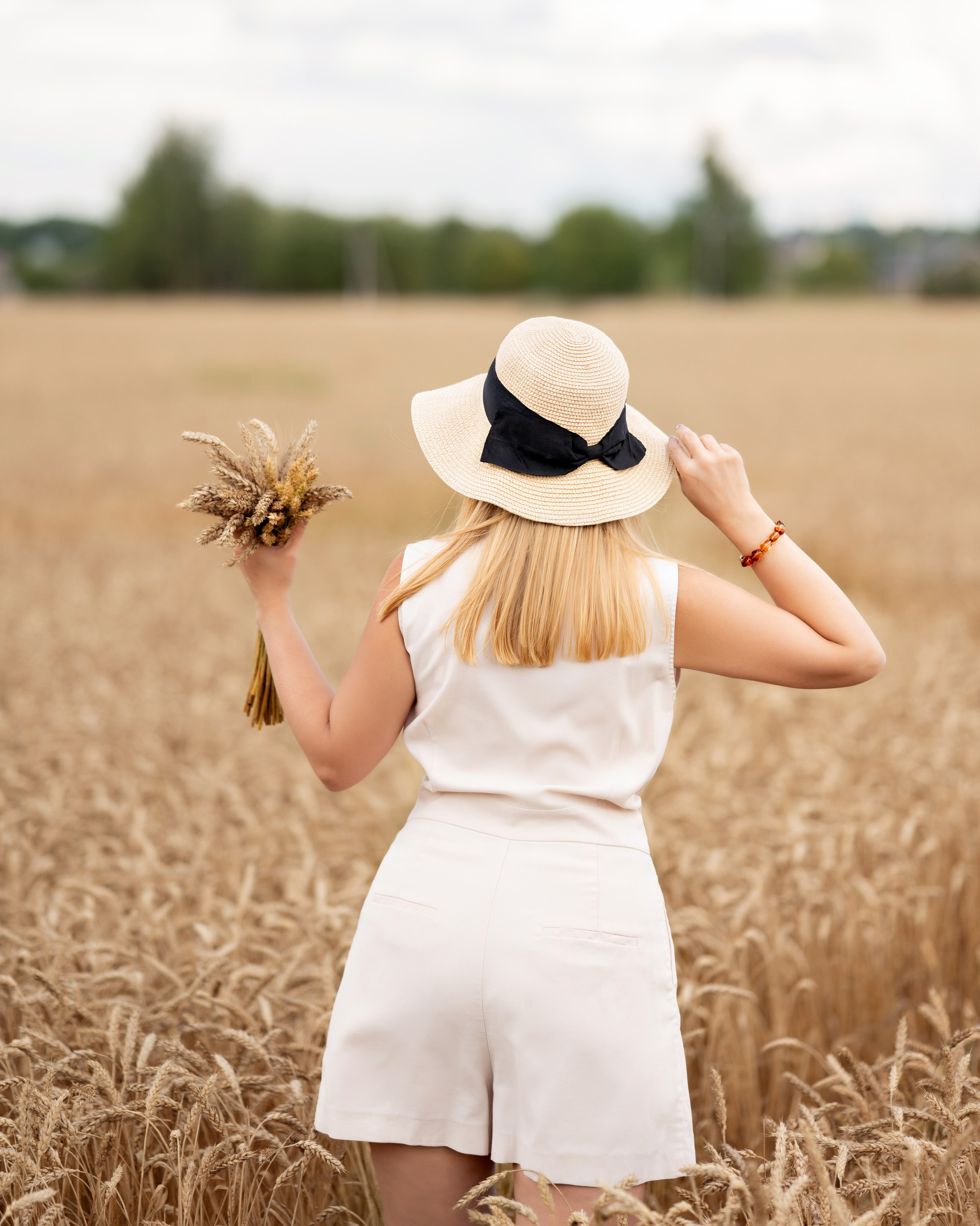 Пшеничное поле. Детский и семейный фотограф г. Москва Оксана Катаджи