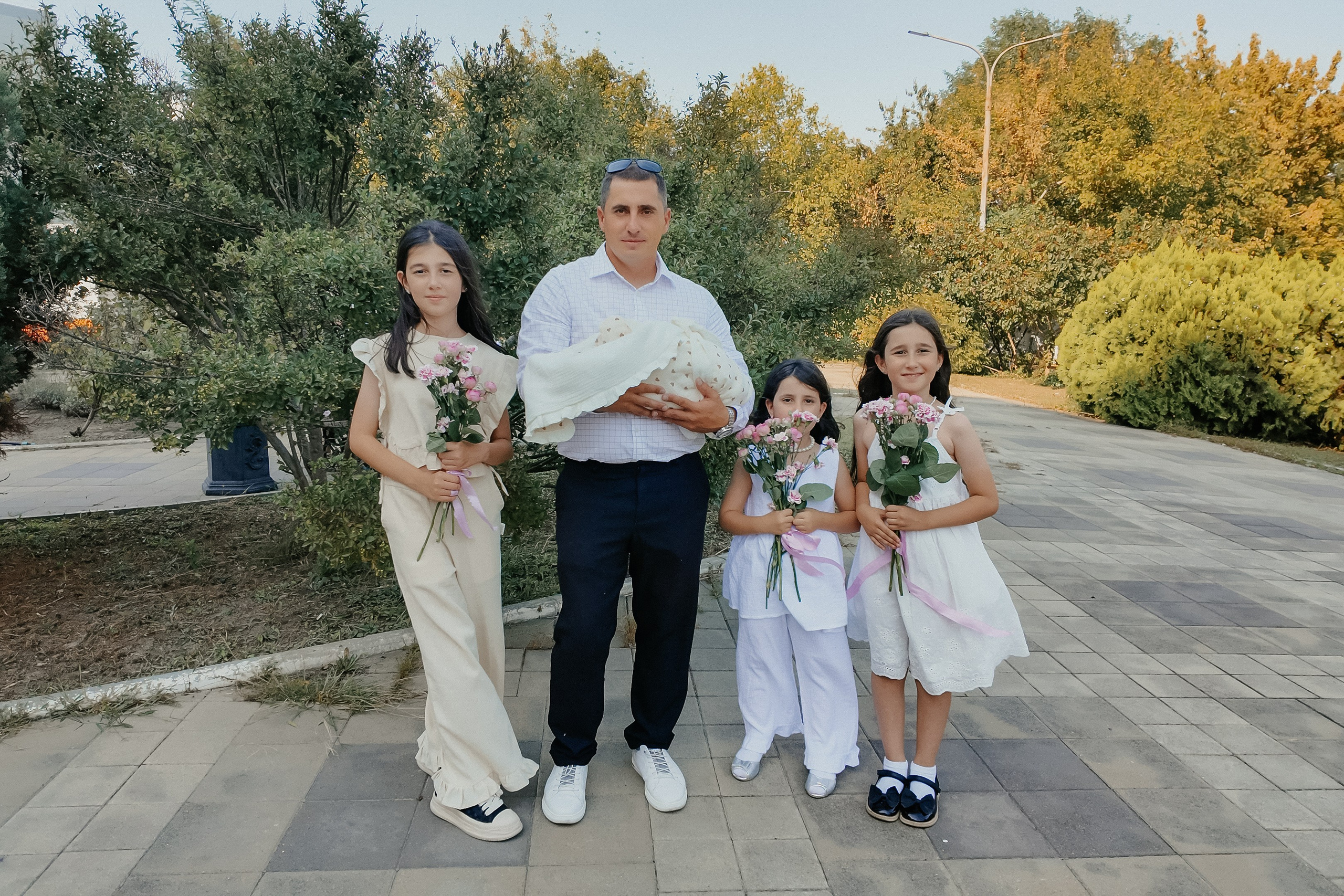 Выписка с роддома. Https://malovafoto.ru