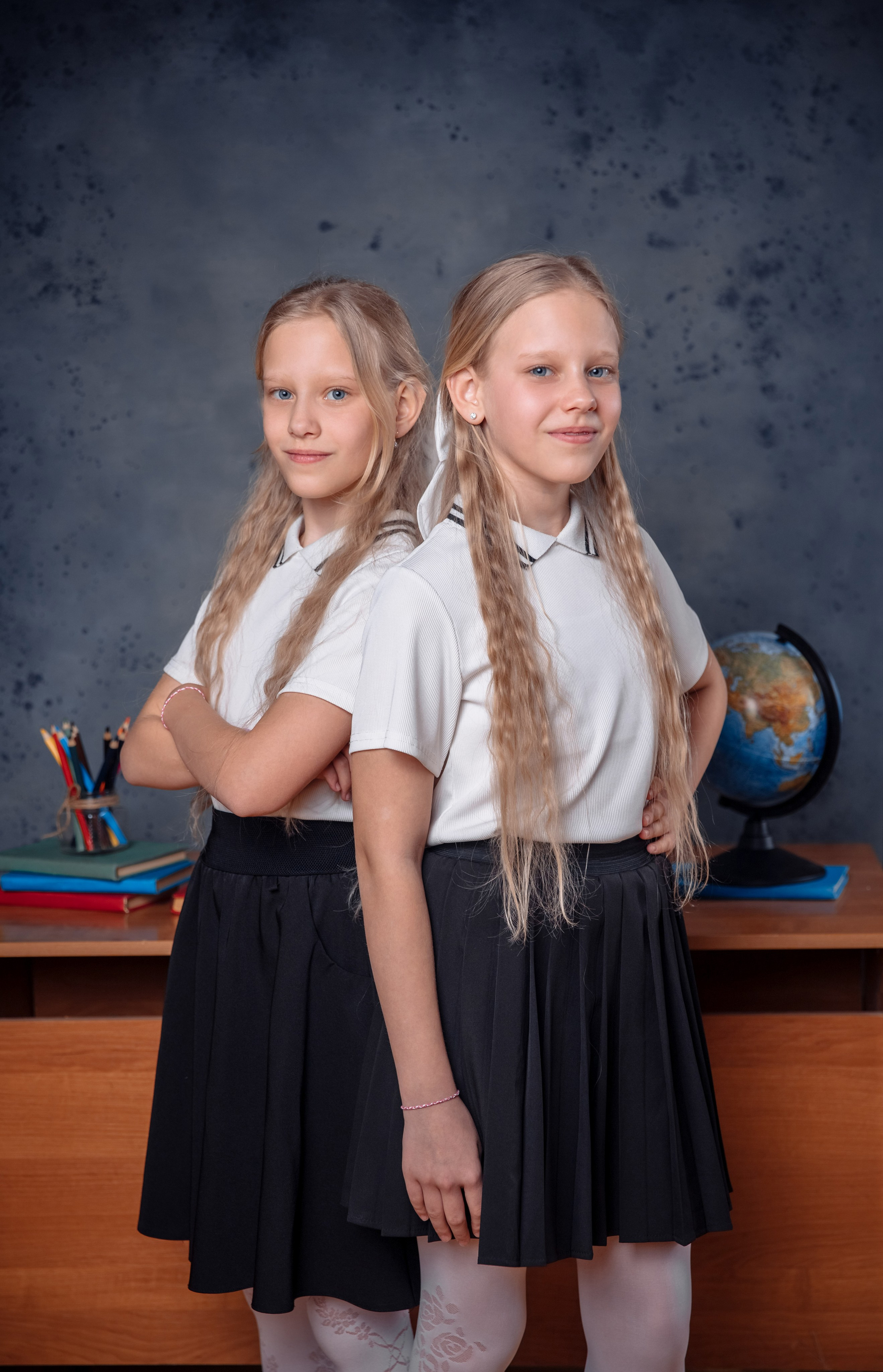 Начальные классы. Выпускные школьные фото­альбомы для школ и детских садов в Волгограде и Волжском