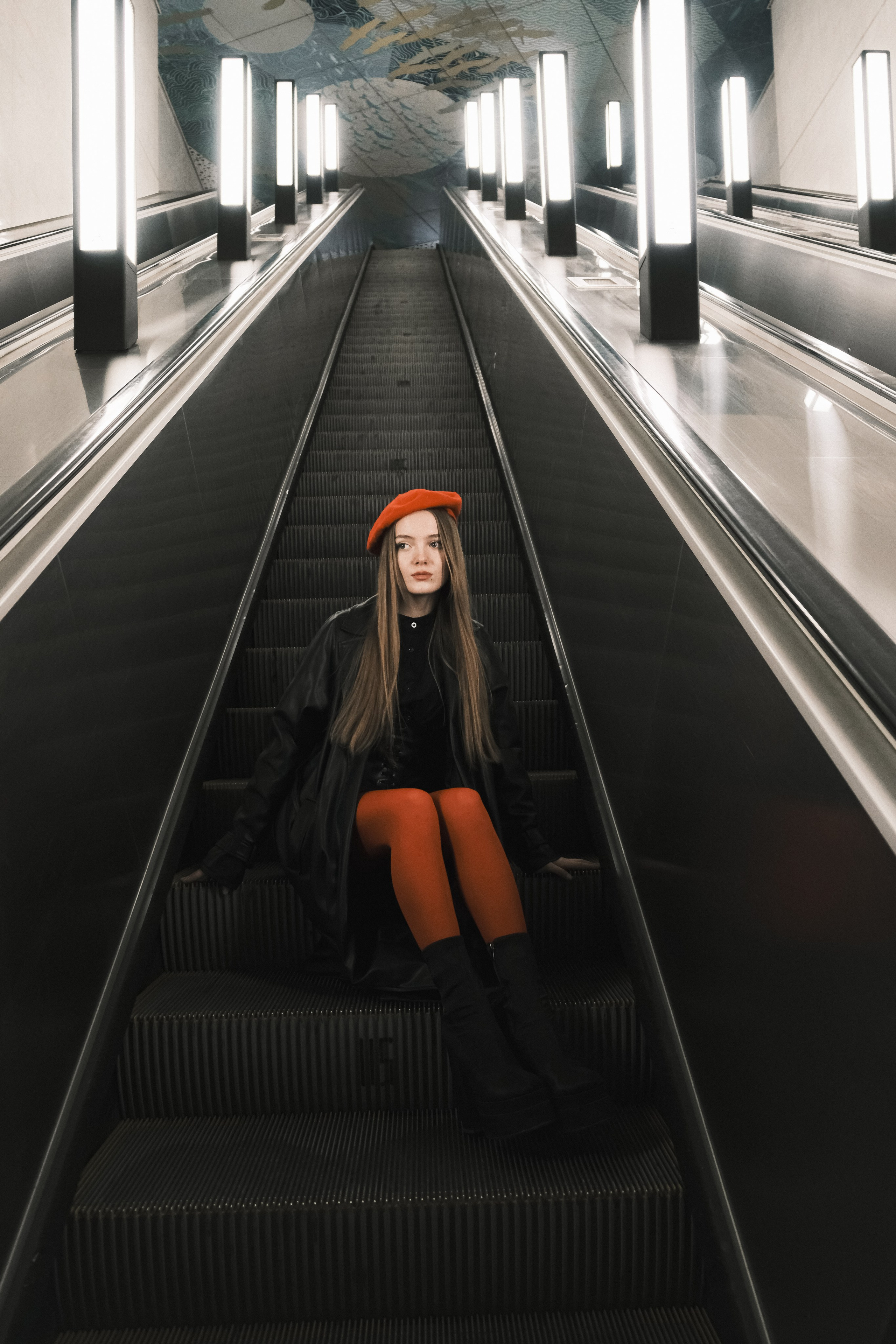 В метро. Главная