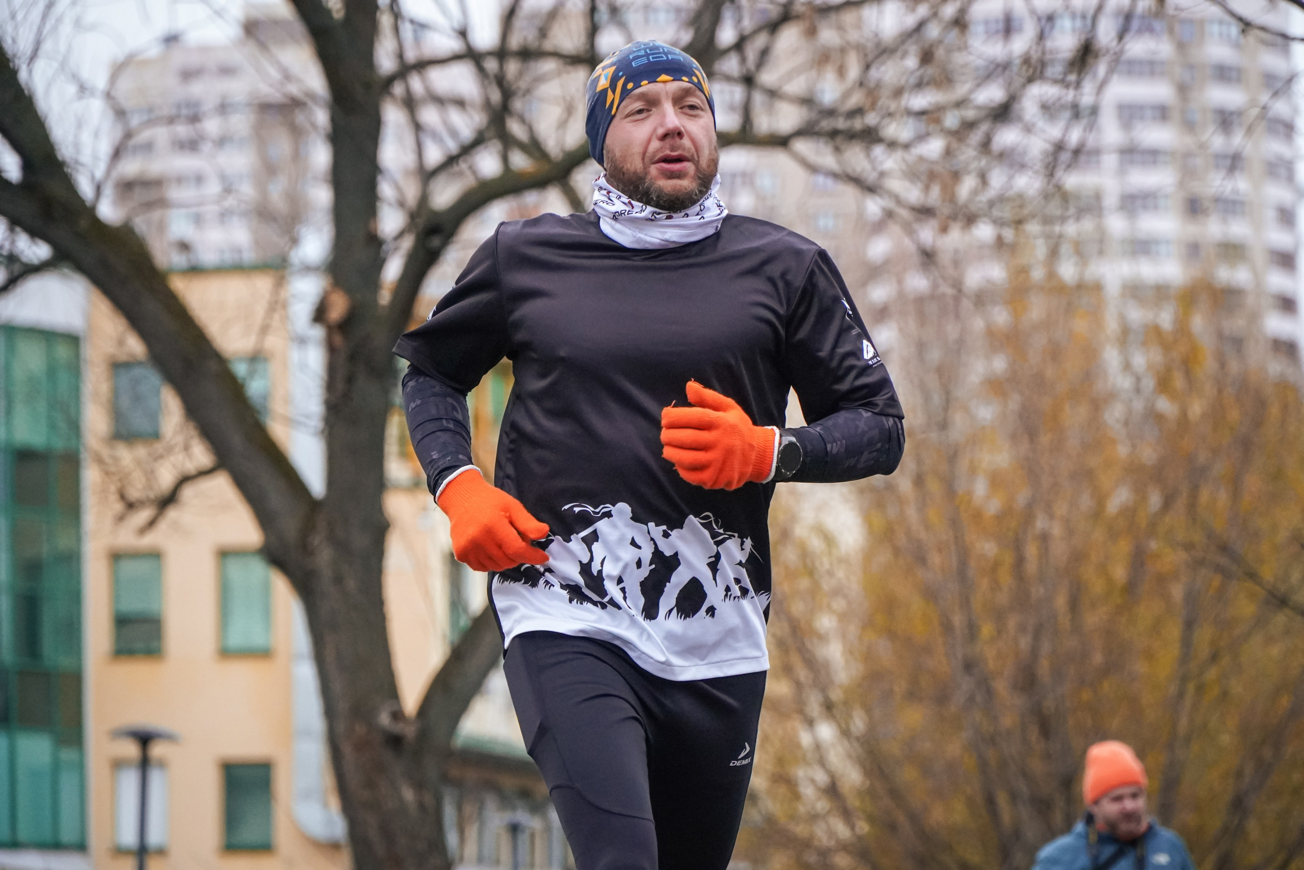 5 вёрст Реутов 16.11.2024. Роман Капилюшов. Бег. Фото. Видео. г. Люберцы