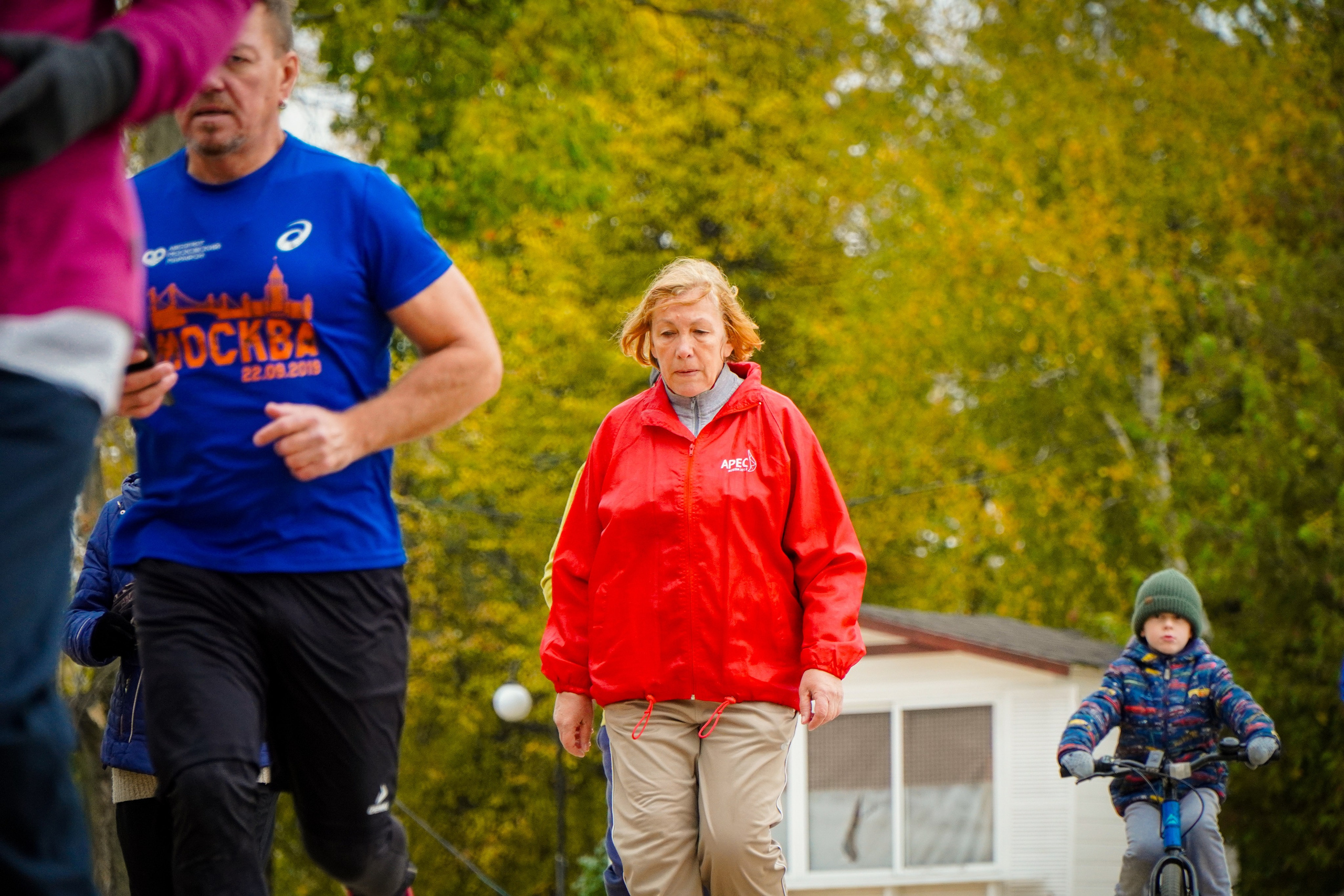 5 вёрст Наташинский 12 октября 2024. Роман Капилюшов. Бег. Фото. Видео. г. Люберцы