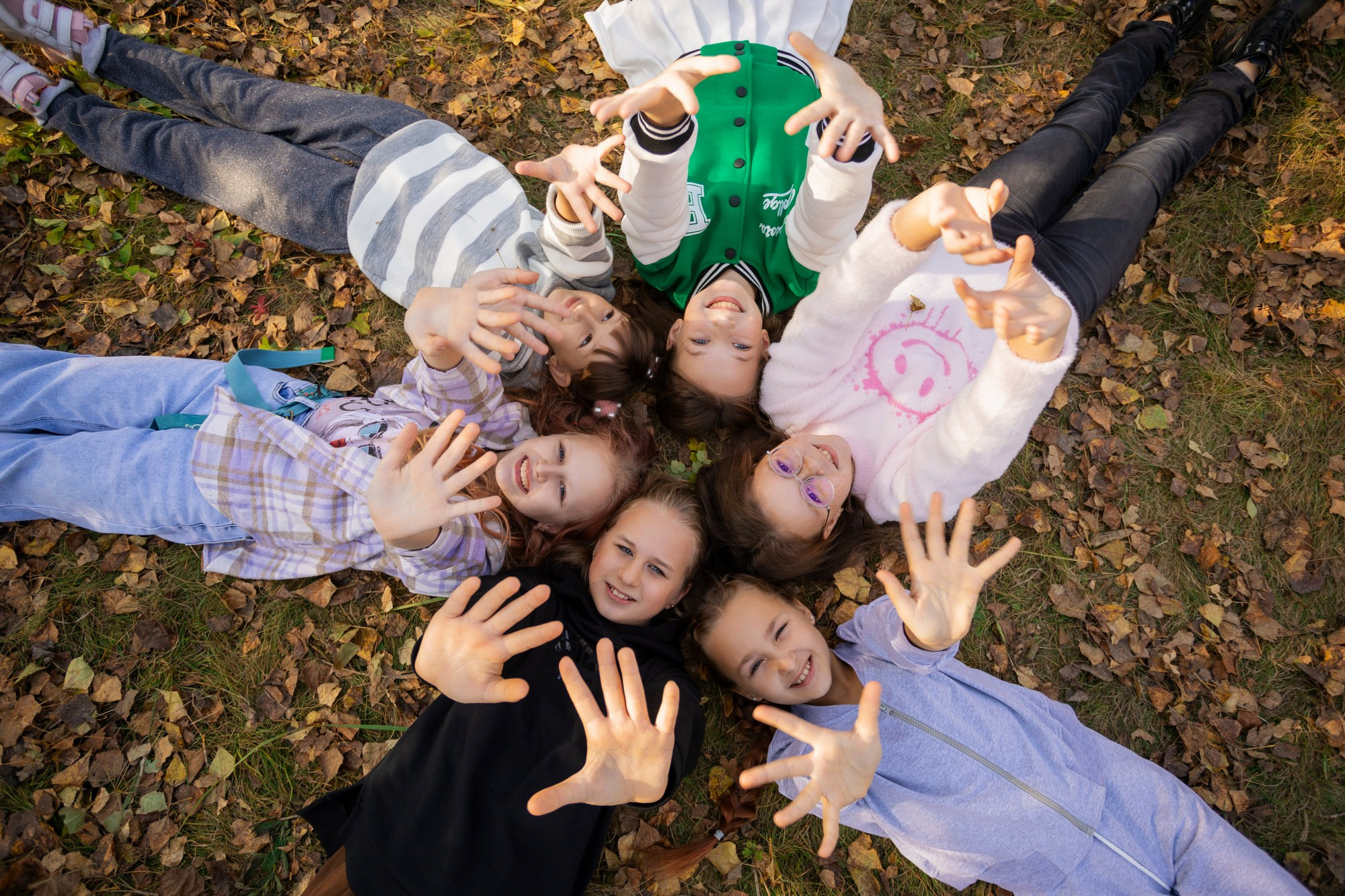 Идеи для осенней фотосессии 4 класса. СИГМА | Студия выпускных альбомов Красноярск