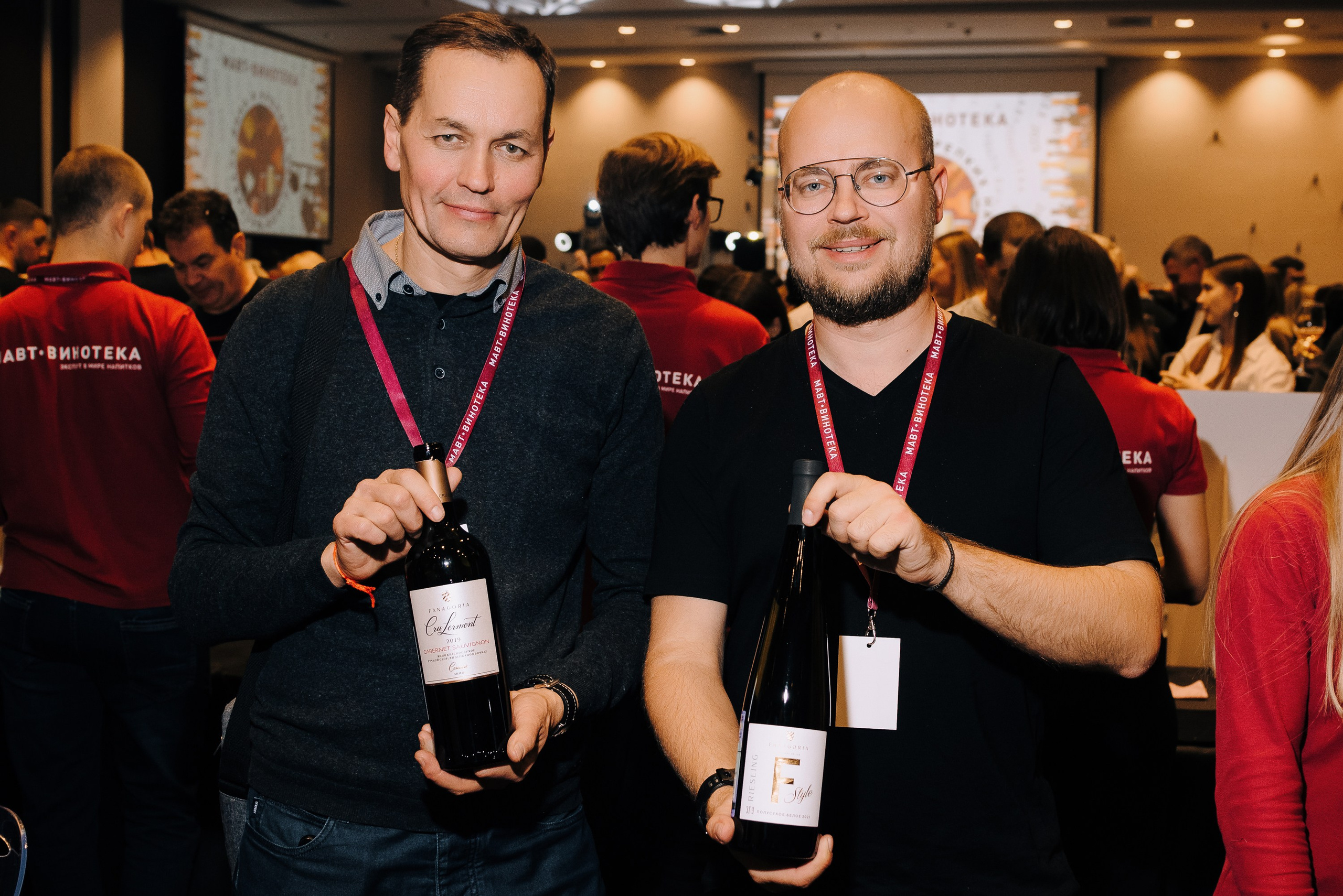 ФЕСТИВАЛЬ ВИНА И КРЕПКИХ НАПИТКОВ МАВТ-ВИНОТЕКА. Репортажный фотограф Зуев Роман г. Челябинск