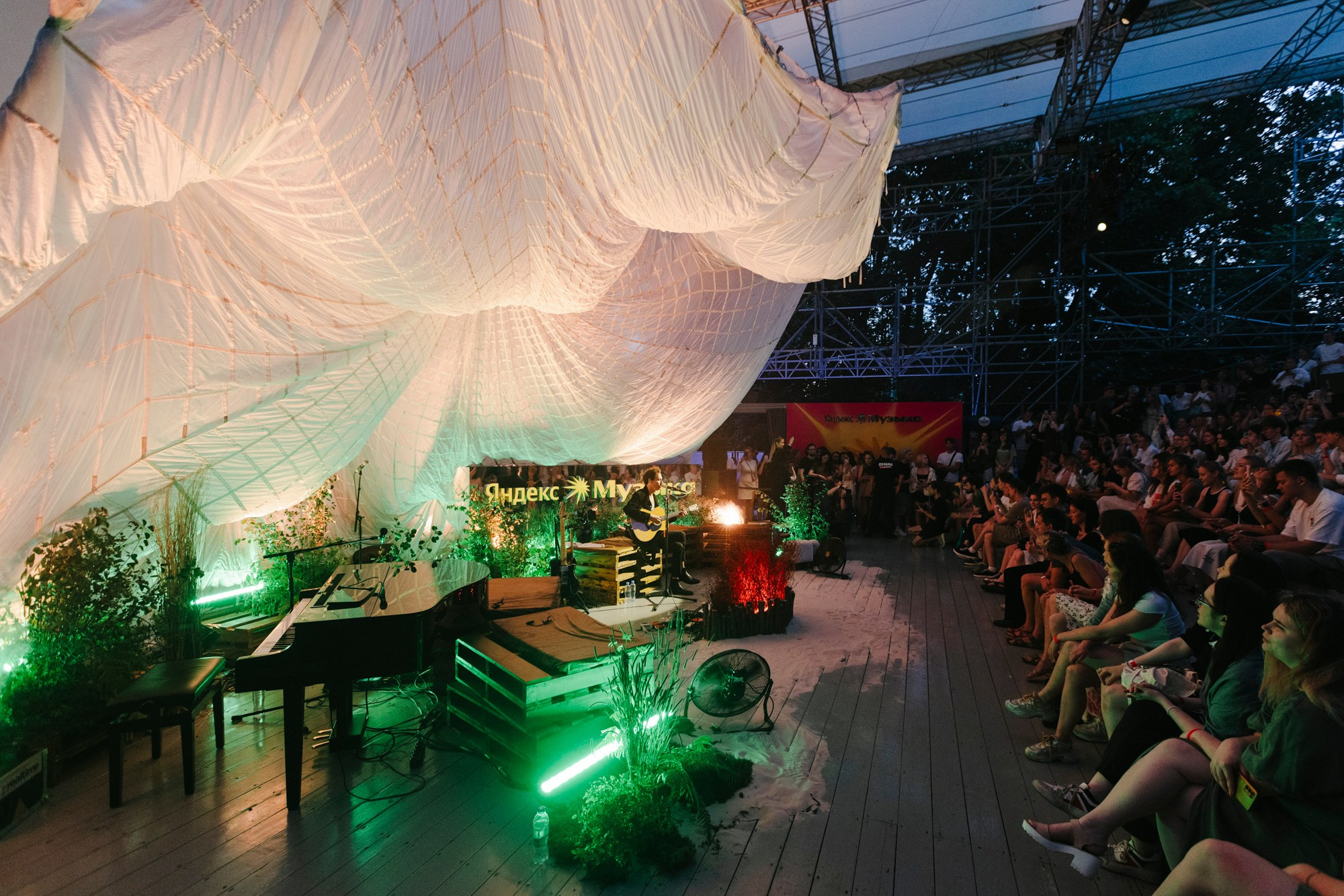 ZOLOTO / ЯНДЕКС ДАЧА / 2024. OOPS