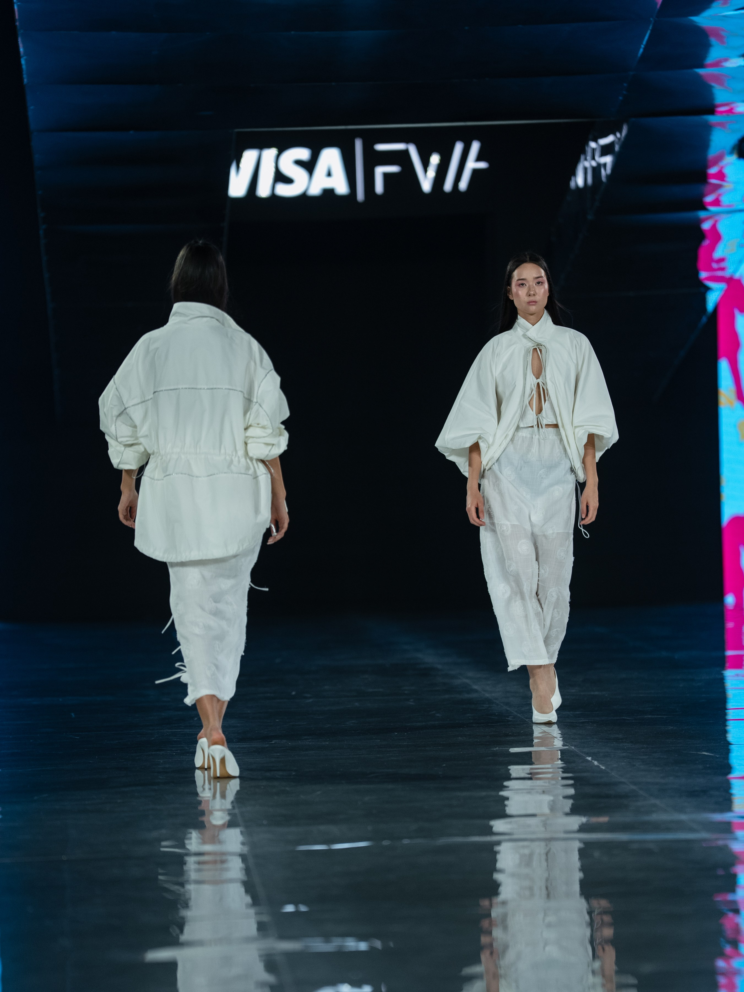 Visa Fashion Week Studio 4353. Сайт Алматинского НЮ АРТ, будуар и фэшн фотографа Дениса Карпенко