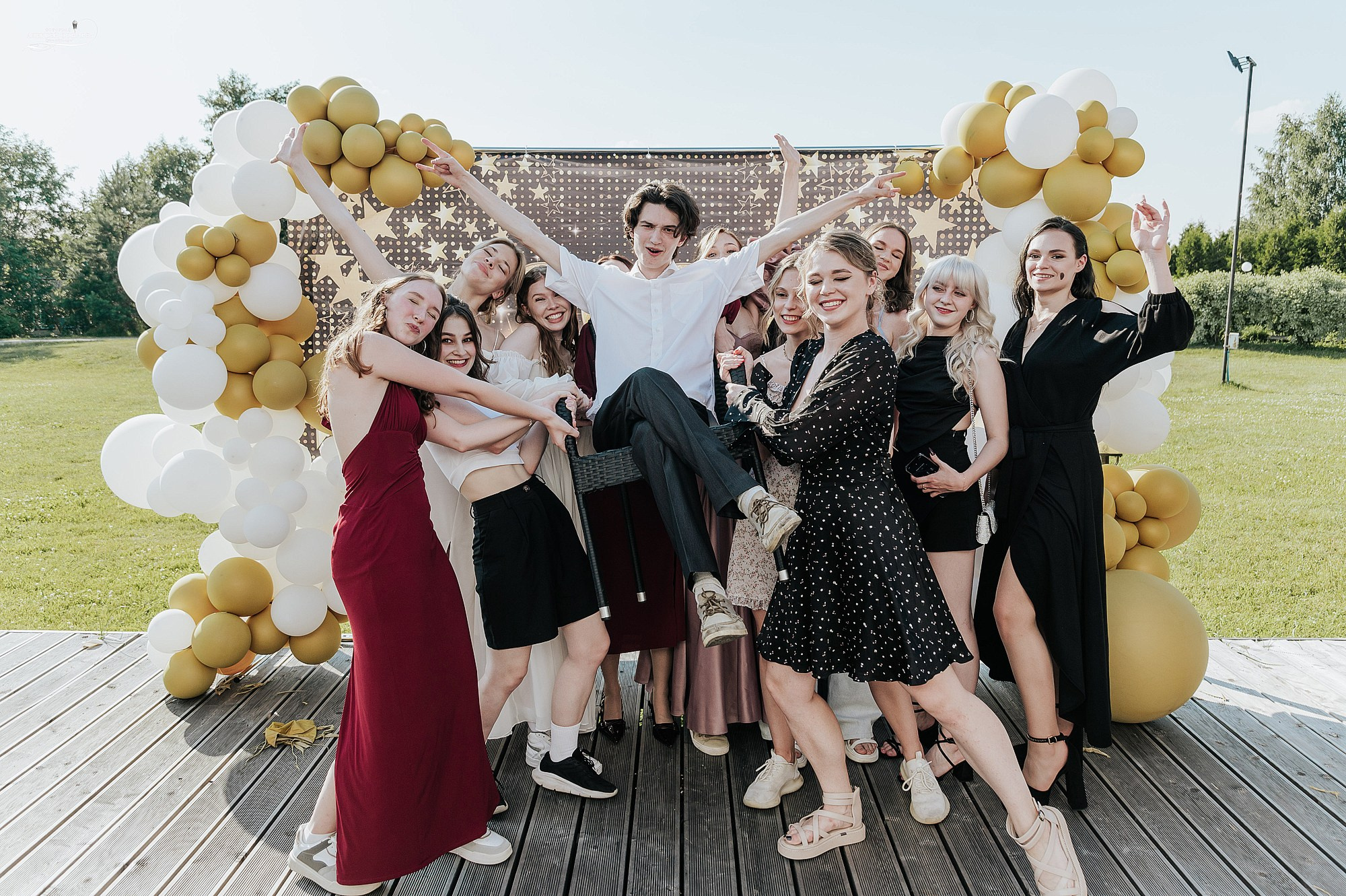 Школьный фотограф в Дубне Талдоме Кимрах. Свадебный фотограф в Дубне Алексей Фонарёв