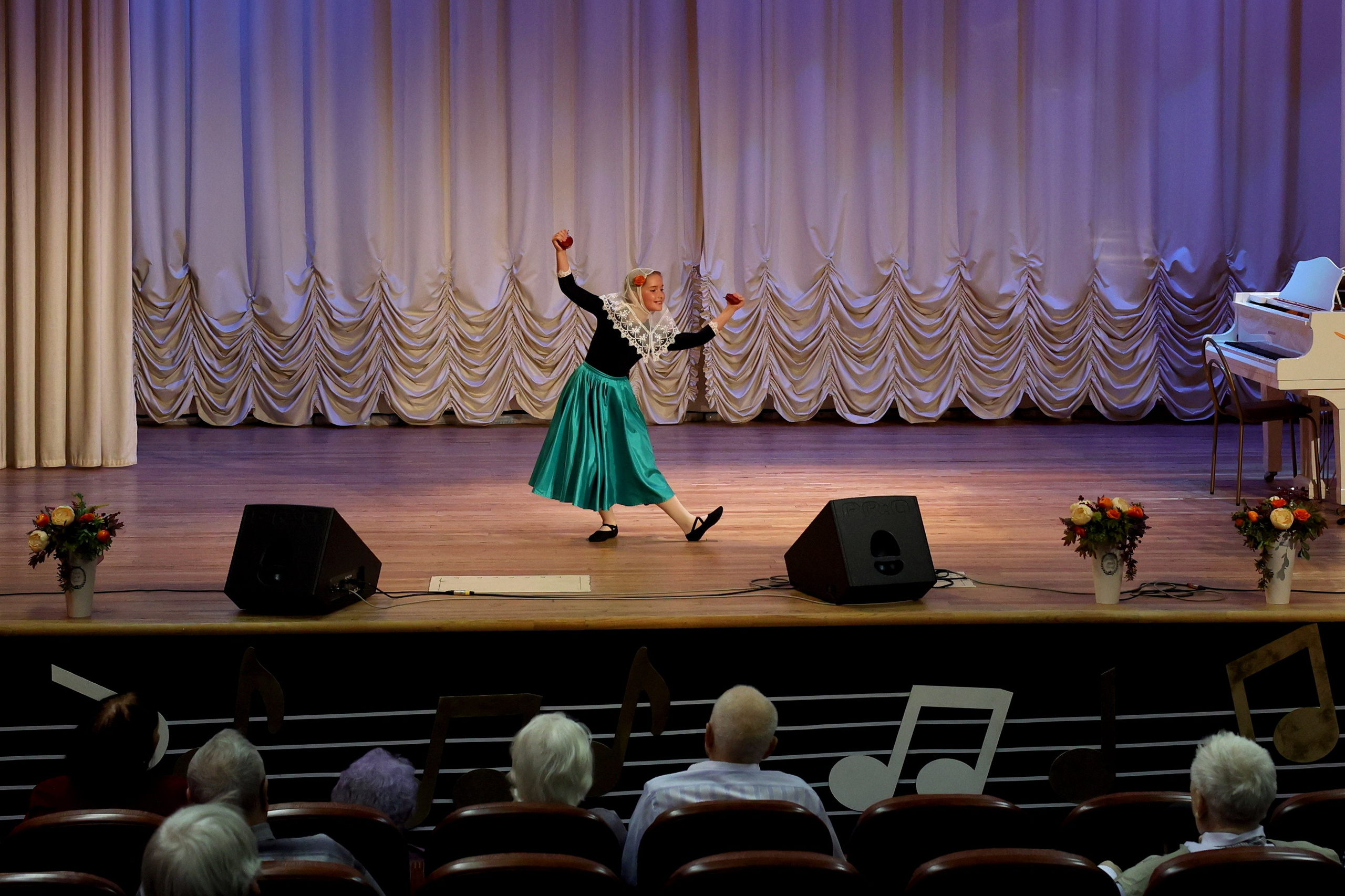 Концерт «От сердца к сердцу» для ветеранов 11.10.2023. Профессиональный фотограф в Москве Алёна Котова