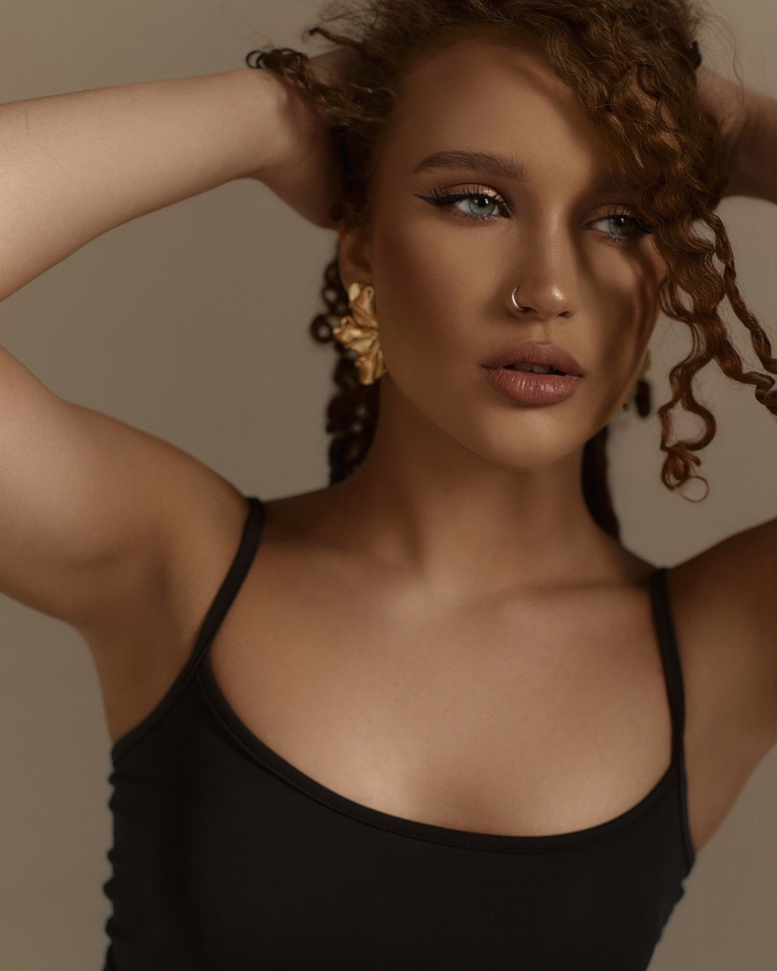 ULIANA. Ася Солопова, фотограф Тюмень