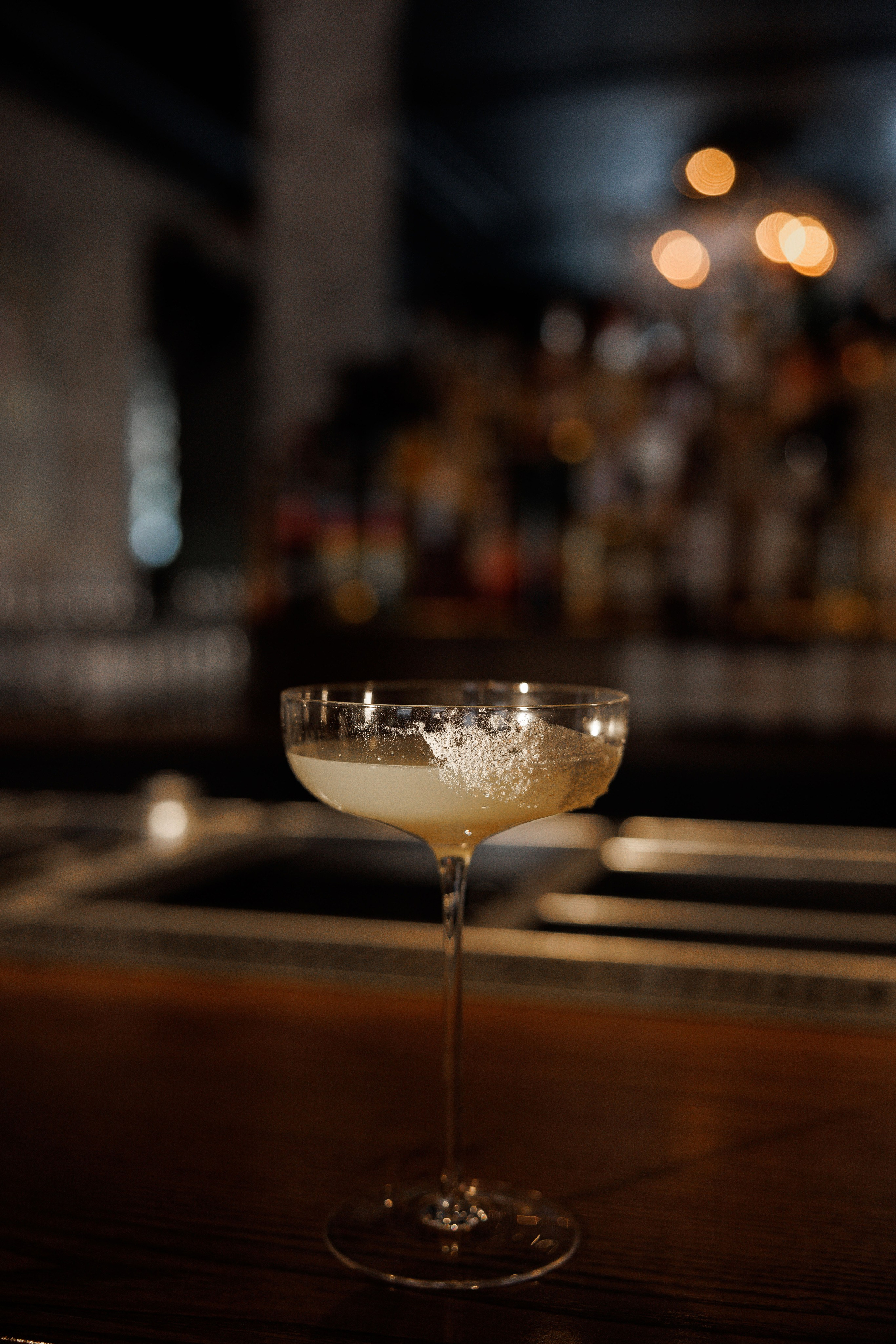 Свадебная серия в баре. Свадебный и семейный фотограф  во Владивостоке Ольга Украинец