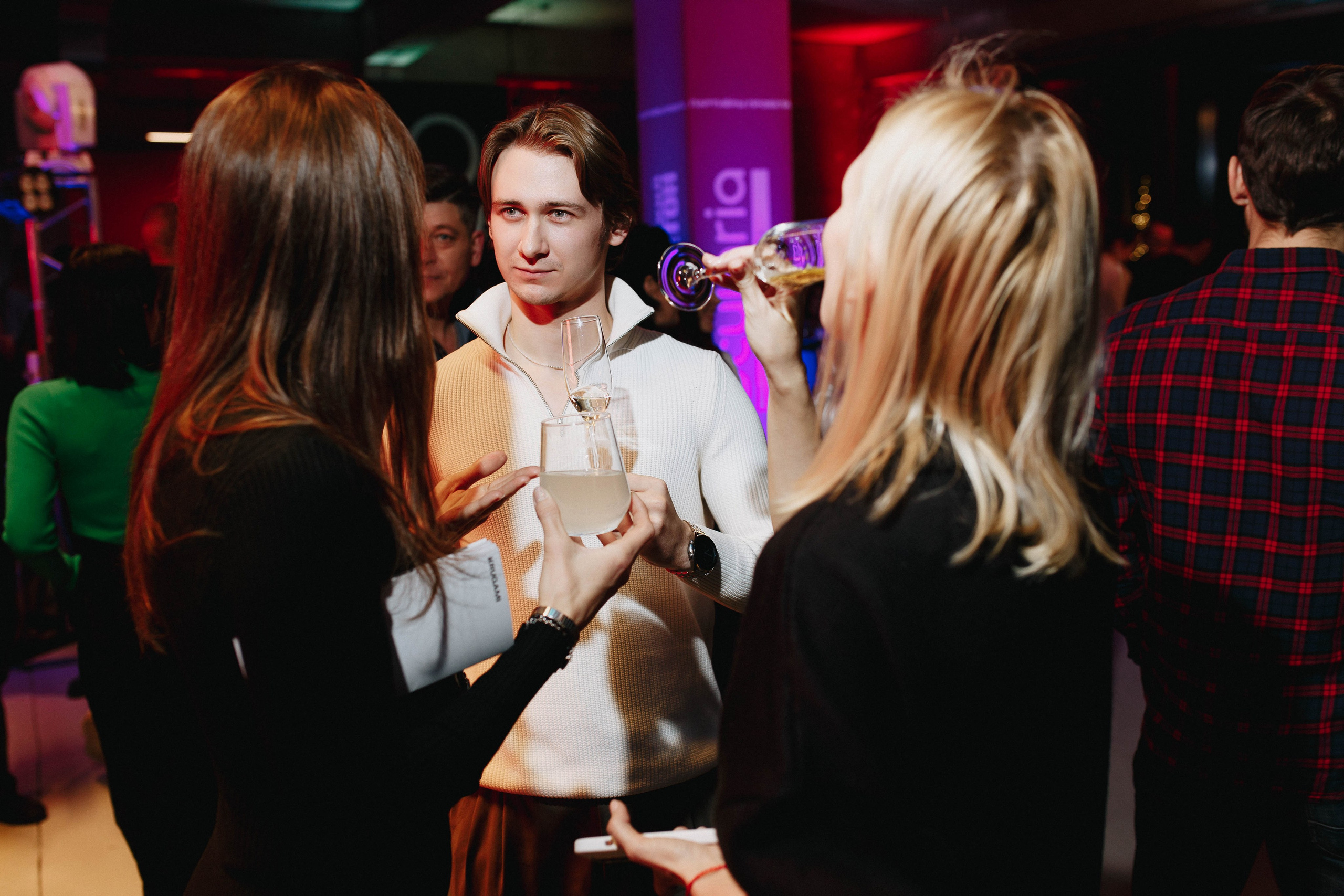 Открытие выставки предметного дизайна ART LINE. Фотограф Иркутск Антипин Сергей