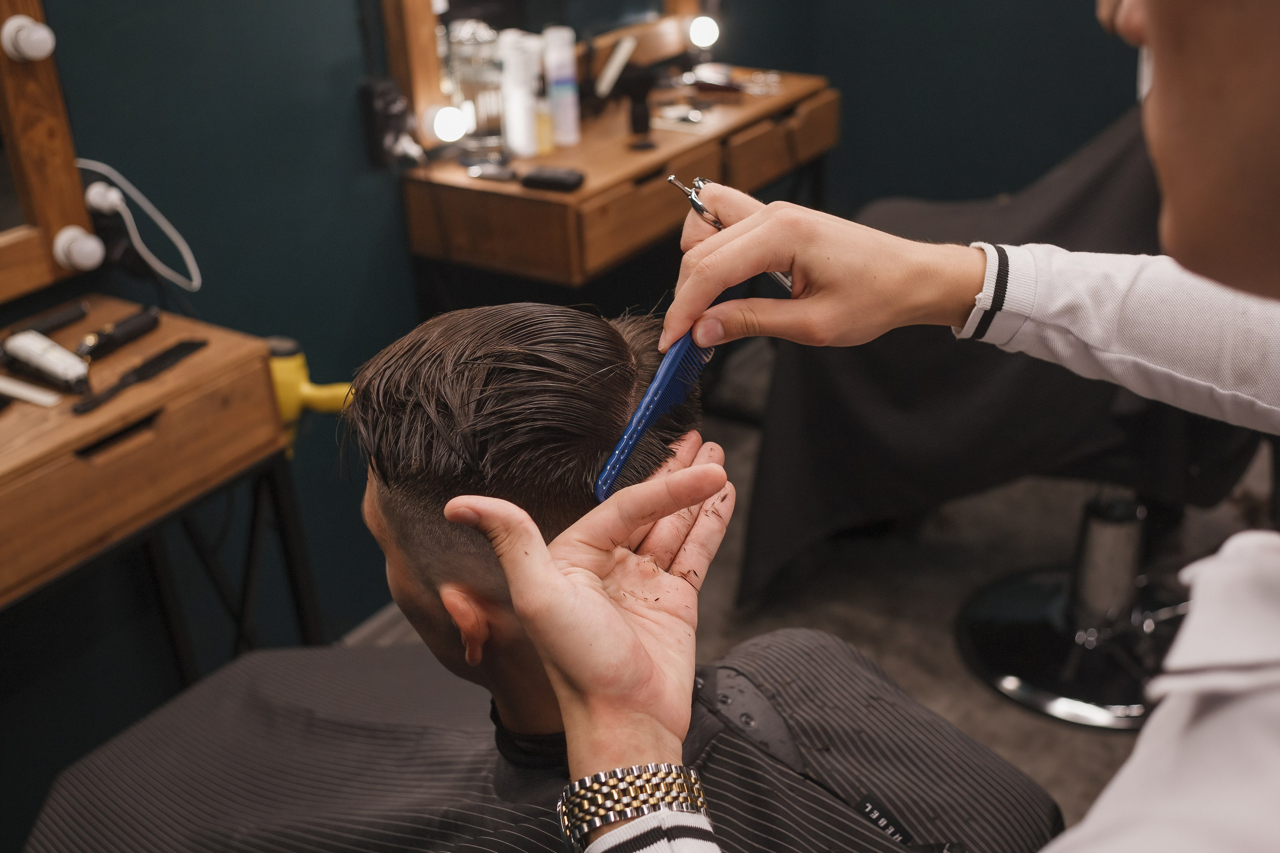 Барбершоп Woodman. Свадебный и репортажный фотограф Киров | Вадим Карпук