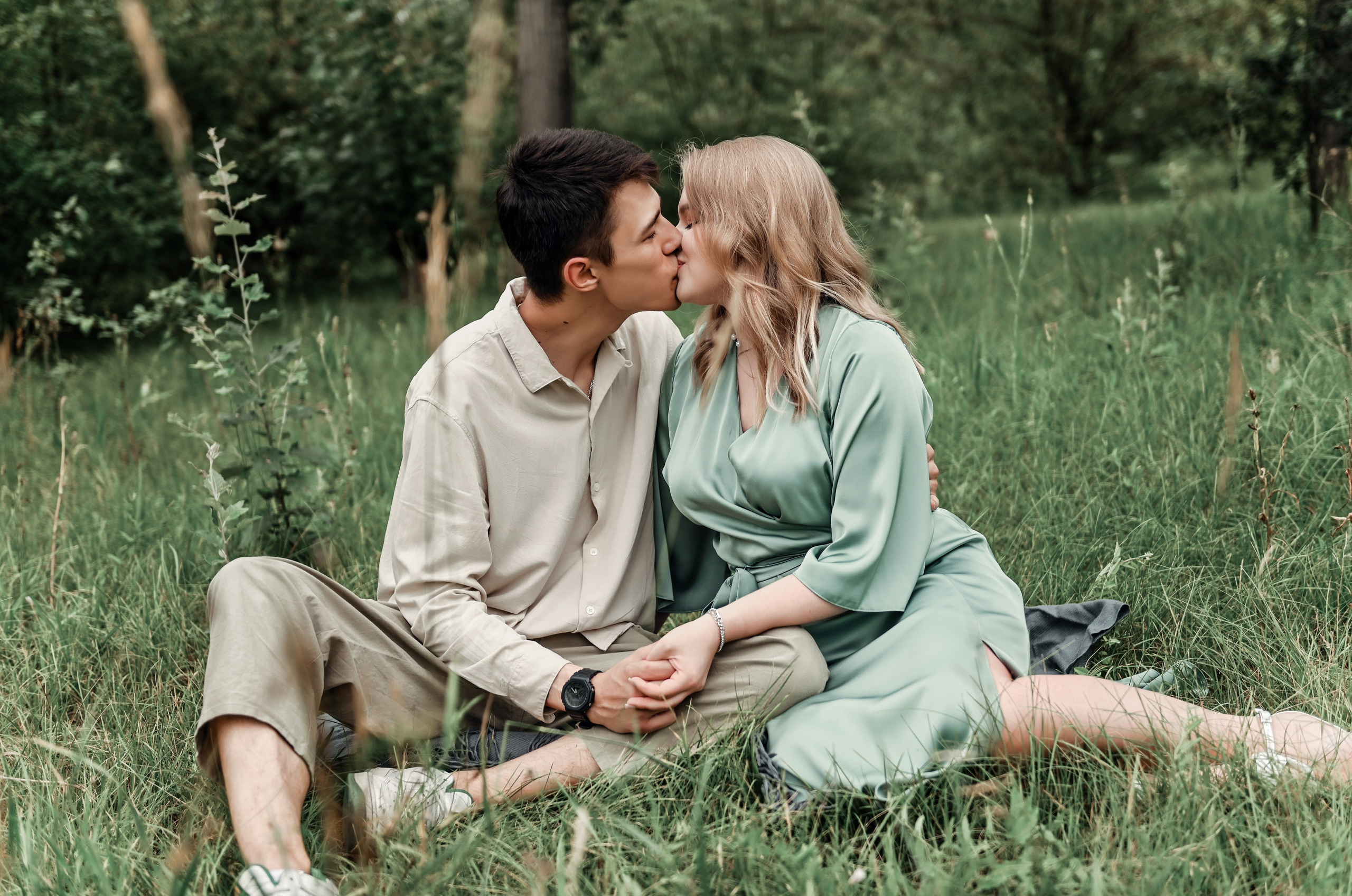 Love story прогулка вместе с песиком))). Свадебный, семейный, детский, контент фотограф в Омске Максим Ильин