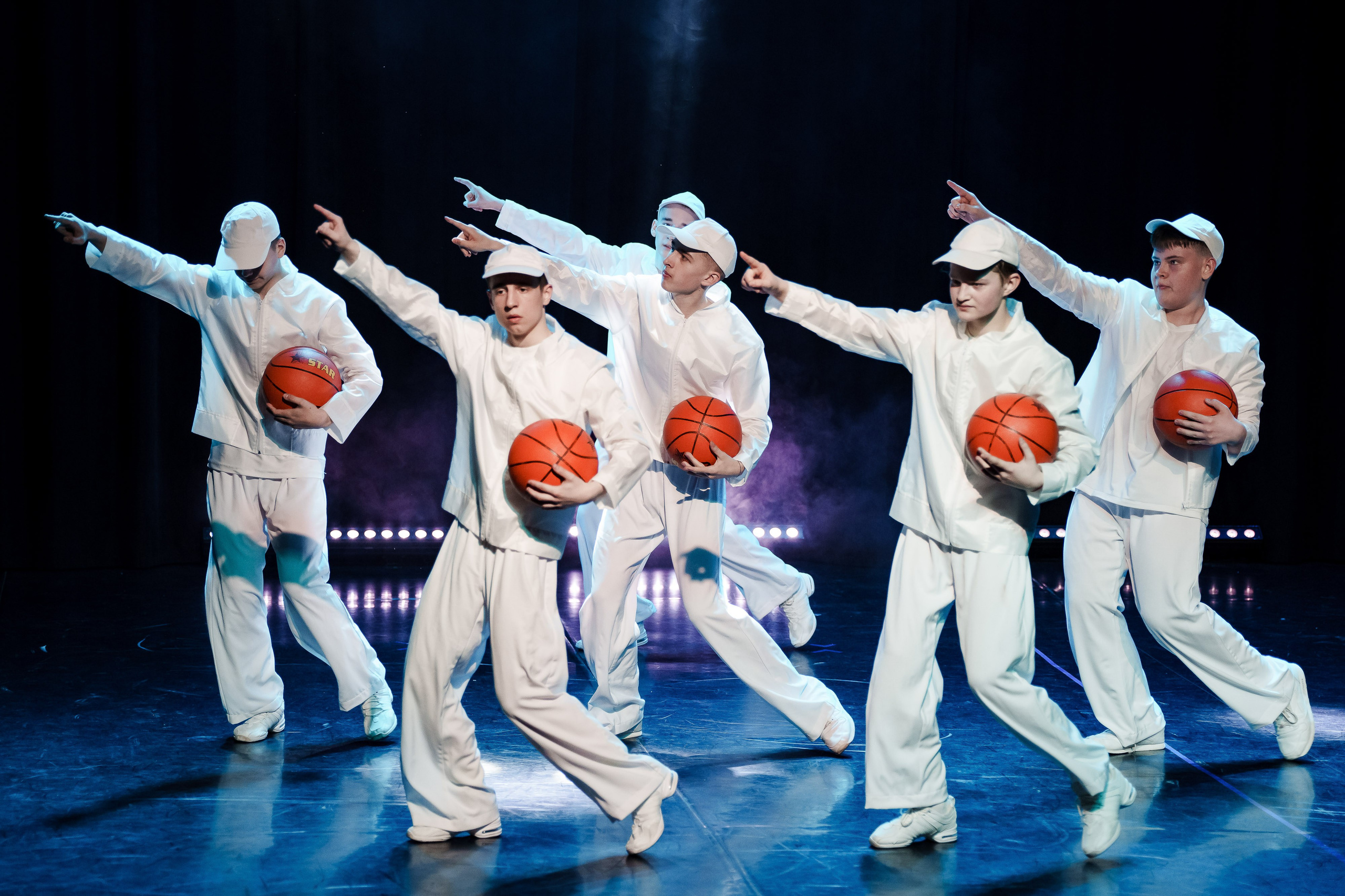 Концерт «Миллениум» г. Ростов Великий. Репортажный фотограф Сергей Сажин г. Ярославль