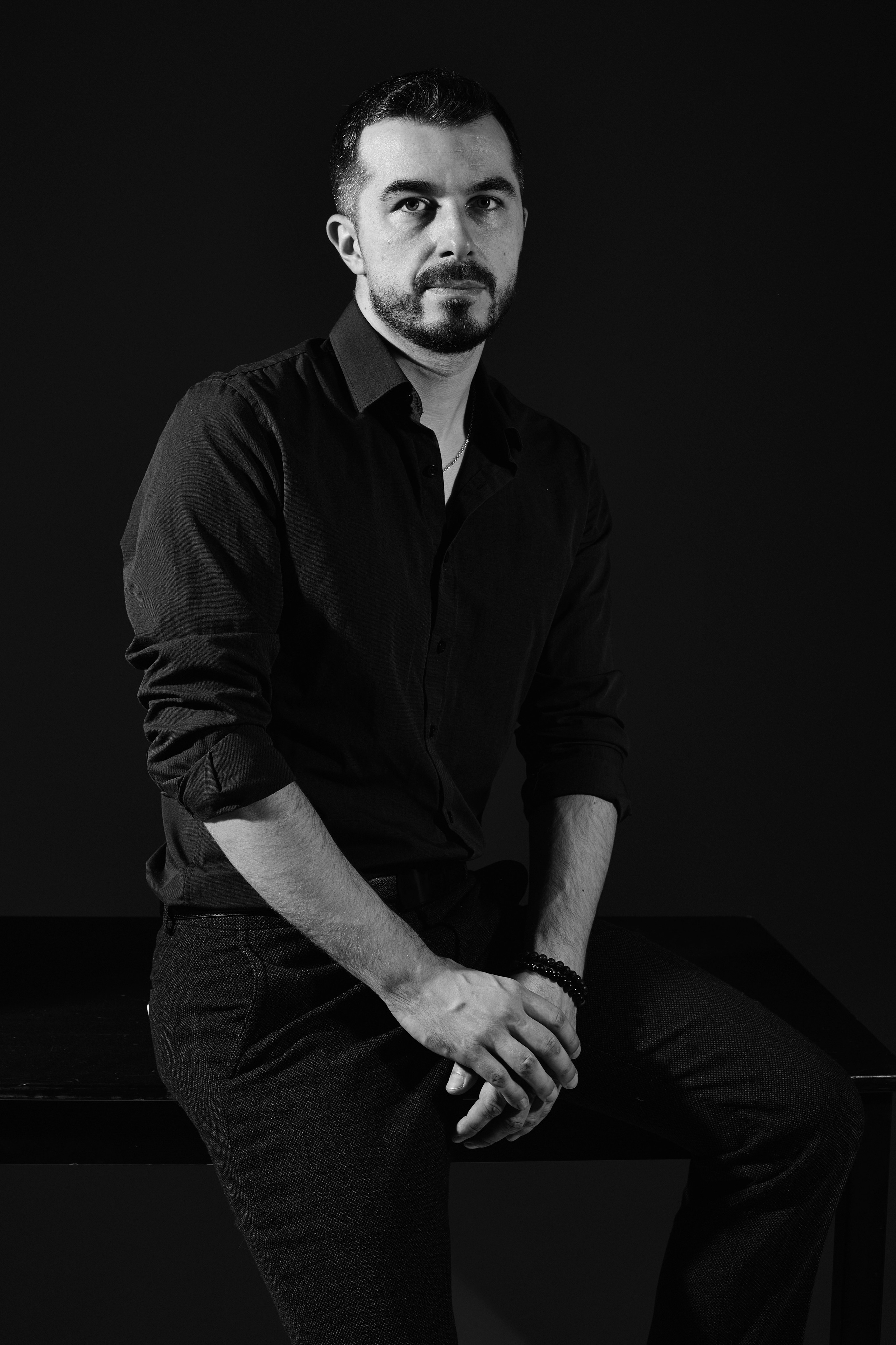 Мужская фотосессия в студии Brikman Москва. Анна Потявина. Фотограф Москва