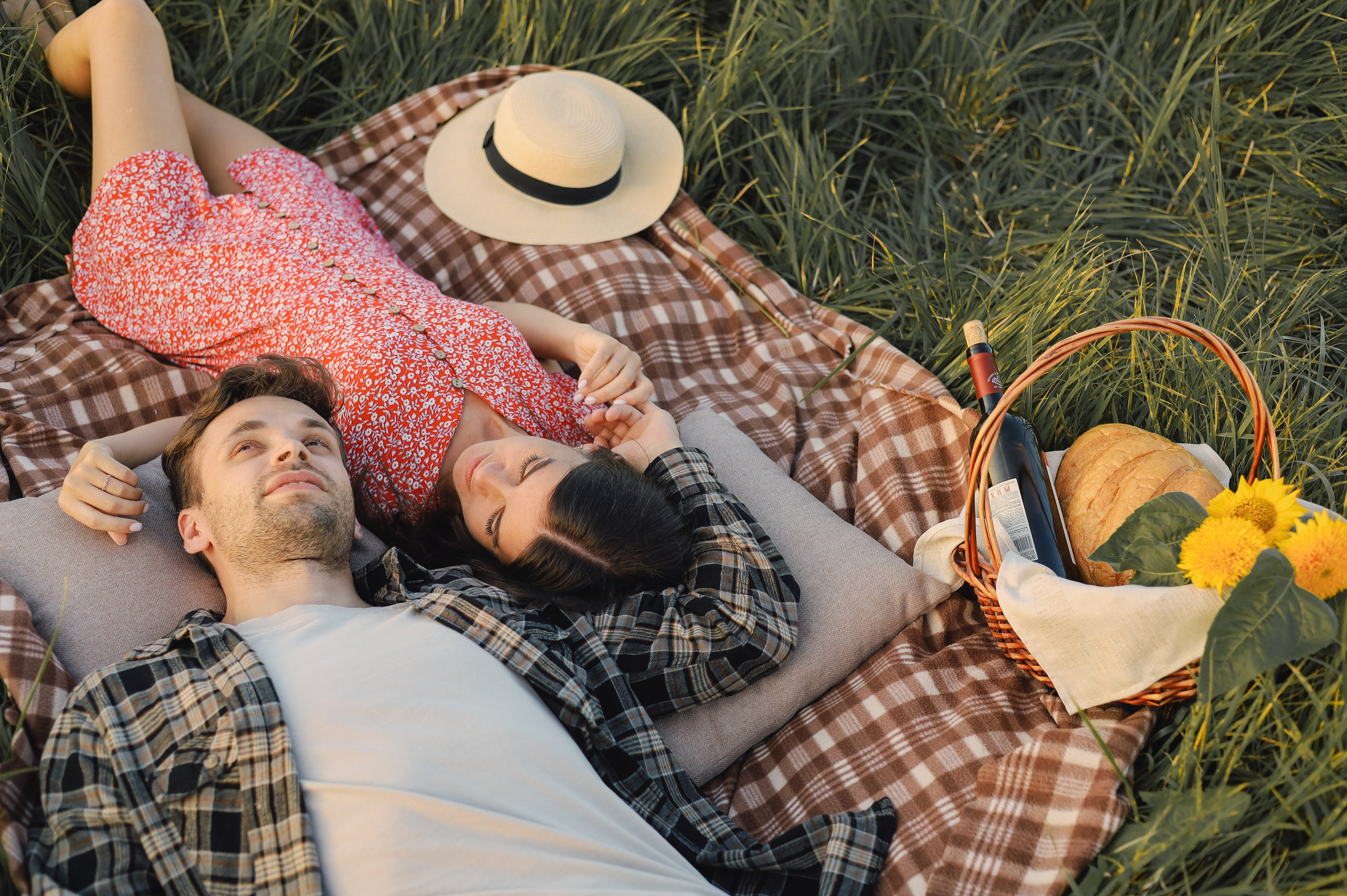 Контакты. Главная