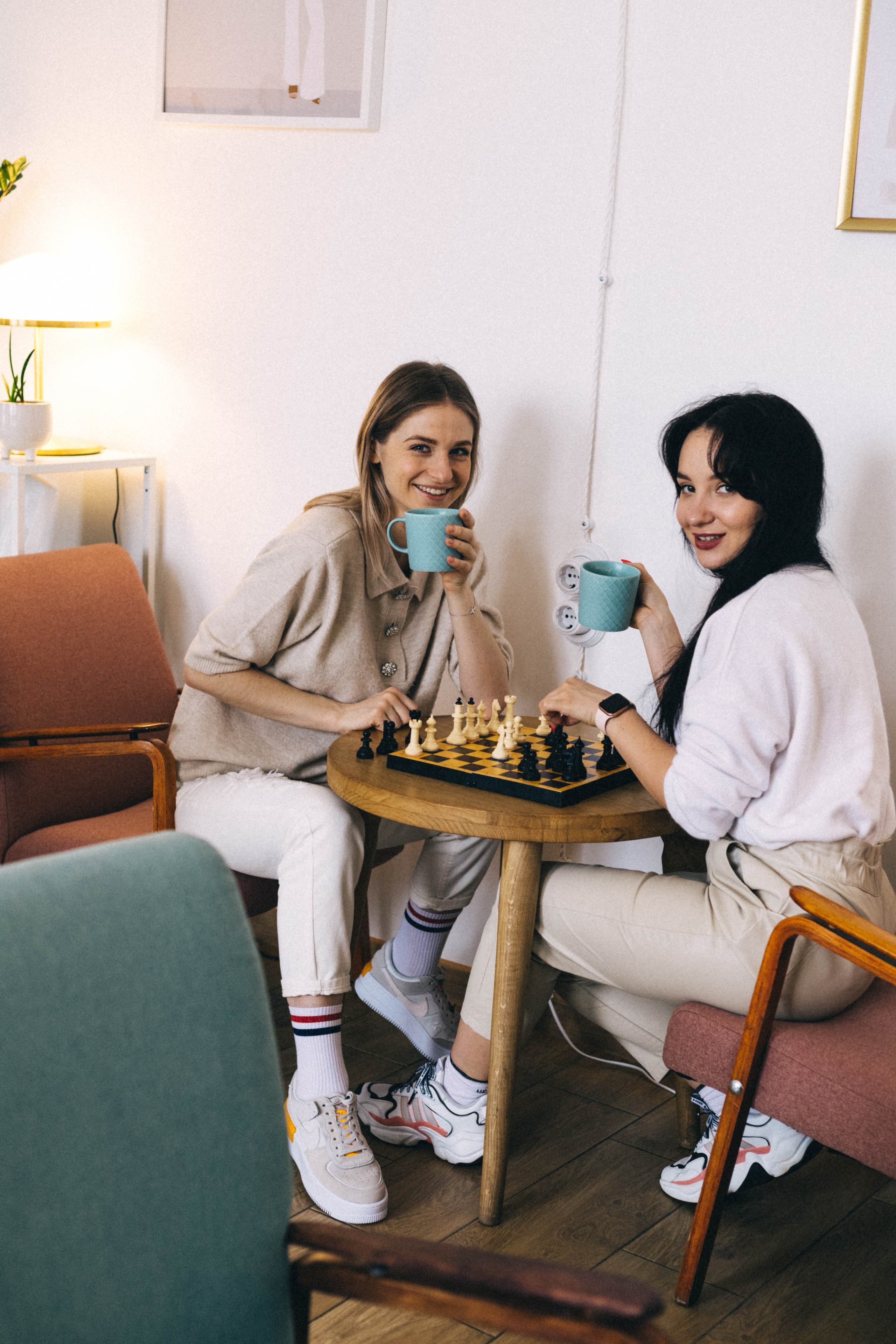 Две подруги. Фотограф в Минске Ира Сюбарева