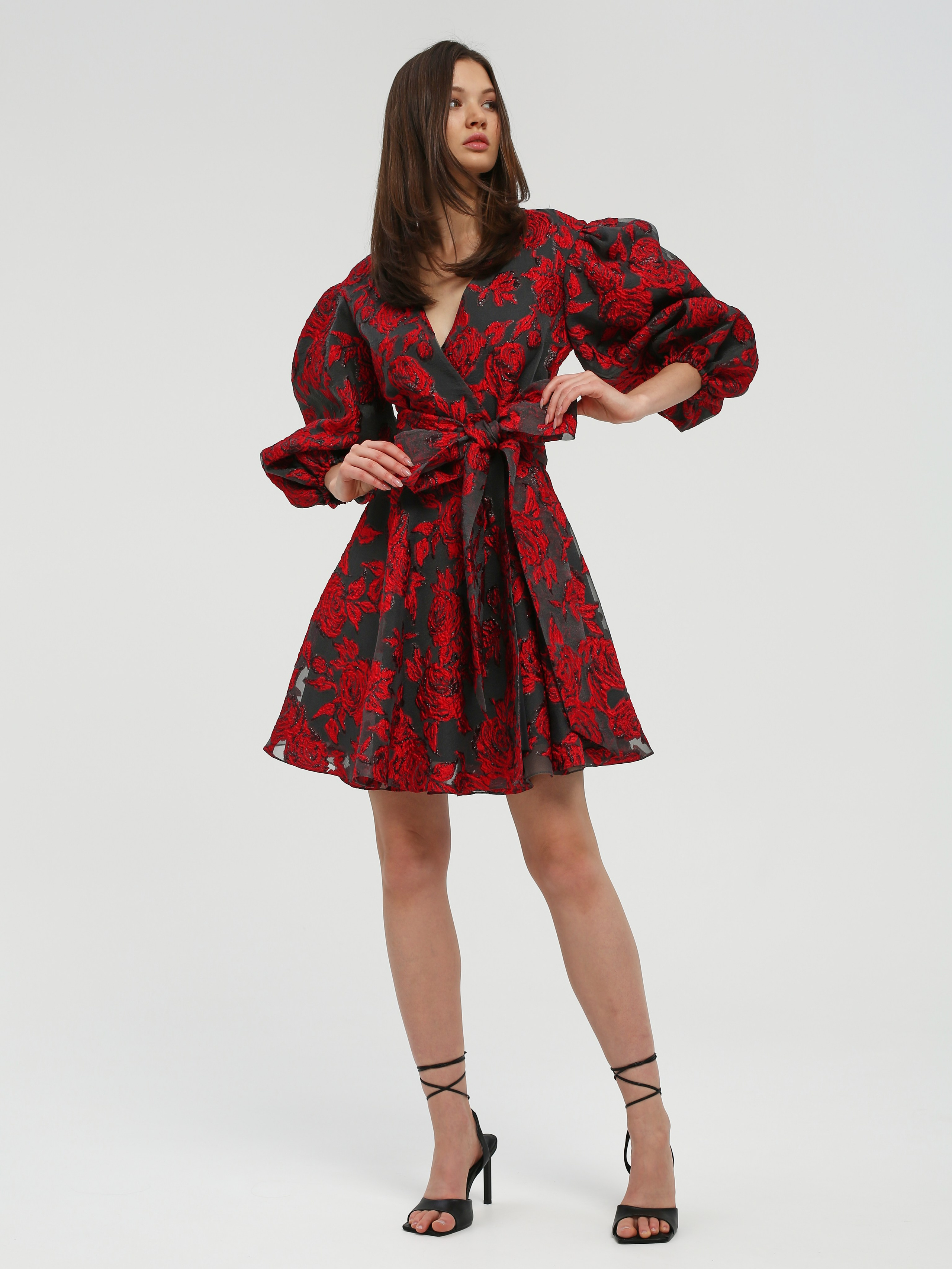 "Профессиональная каталожная фотосъемка товаров для e-commerce и интернет-магазинов""Высококачественная каталожная съемка одежды и аксессуаров с белым фоном""Рекламная каталожная фотосъемка для маркетинга продуктов и брендов""Студийная каталожная съемка с детальной проработкой текстур и материалов""Коммерческая каталожная фотосъемка для каталогов и онлайн-платформ""Фотография каталожной съемки с акцентом на дизайн и презентацию товаров""Предметная каталожная съемка для увеличения продаж в e-commerce""Профессиональная каталожная фотосъемка с использованием студийного освещения""Рекламные фото каталожной съемки для сайтов и социальных сетей""Высокоточная каталожная съемка товаров для презентаций и брошюр""Каталожная фотосъемка высокого разрешения для онлайн-магазинов""Коммерческая каталожная съемка с фокусом на качество и детализацию""Студийная каталожная фотосъемка для брендов и ритейла""Фотографии каталожной съемки для маркетинговых кампаний""Профессиональная каталожная съемка для каталогов и увеличения конверсии" "Профессиональная съемка на модели для модных брендов и рекламы""Высококачественная фотосъемка на модели с креативным освещением и позами""Рекламная съемка на модели для каталогов одежды и аксессуаров""Студийная съемка на модели с акцентом на стиль и индивидуальность""Коммерческая фотосъемка на модели для fashion-индустрии""Фотография съемки на модели с профессиональным ретуши для журналов""Модная съемка на модели для продвижения бренда и коллекций""Профессиональная съемка на модели с использованием естественного света""Рекламные фото съемки на модели для социальных сетей и веб-сайтов""Высокоточная фотосъемка на модели для портфолио и презентаций""Съемка на модели высокого разрешения для модных кампаний""Коммерческая съемка на модели с фокусом на тренды и дизайн""Студийная фотосъемка на модели для e-commerce и маркетинга""Фотографии съемки на модели для брендов и увеличения продаж""Профессиональная модная съемка на модели для каталогов и рекламы"