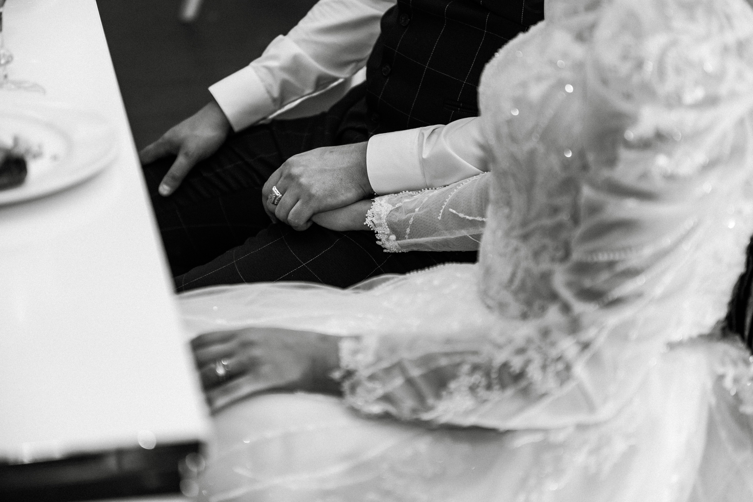 Свадебные фотографии. Фотограф в Барнауле Дарья Бутурлакина. Люби.Цени.Касайся