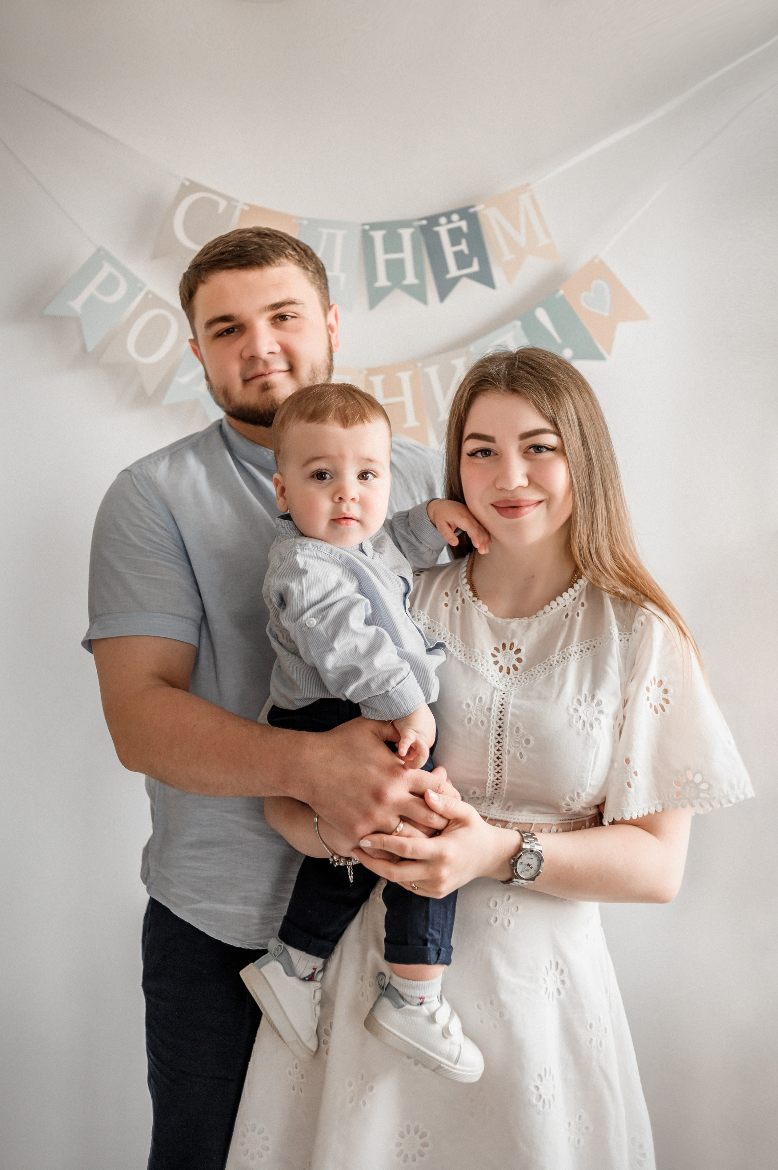 Годики. Фотограф новорождённых в Рязани, фотосъемка выписки из роддома, крещен
