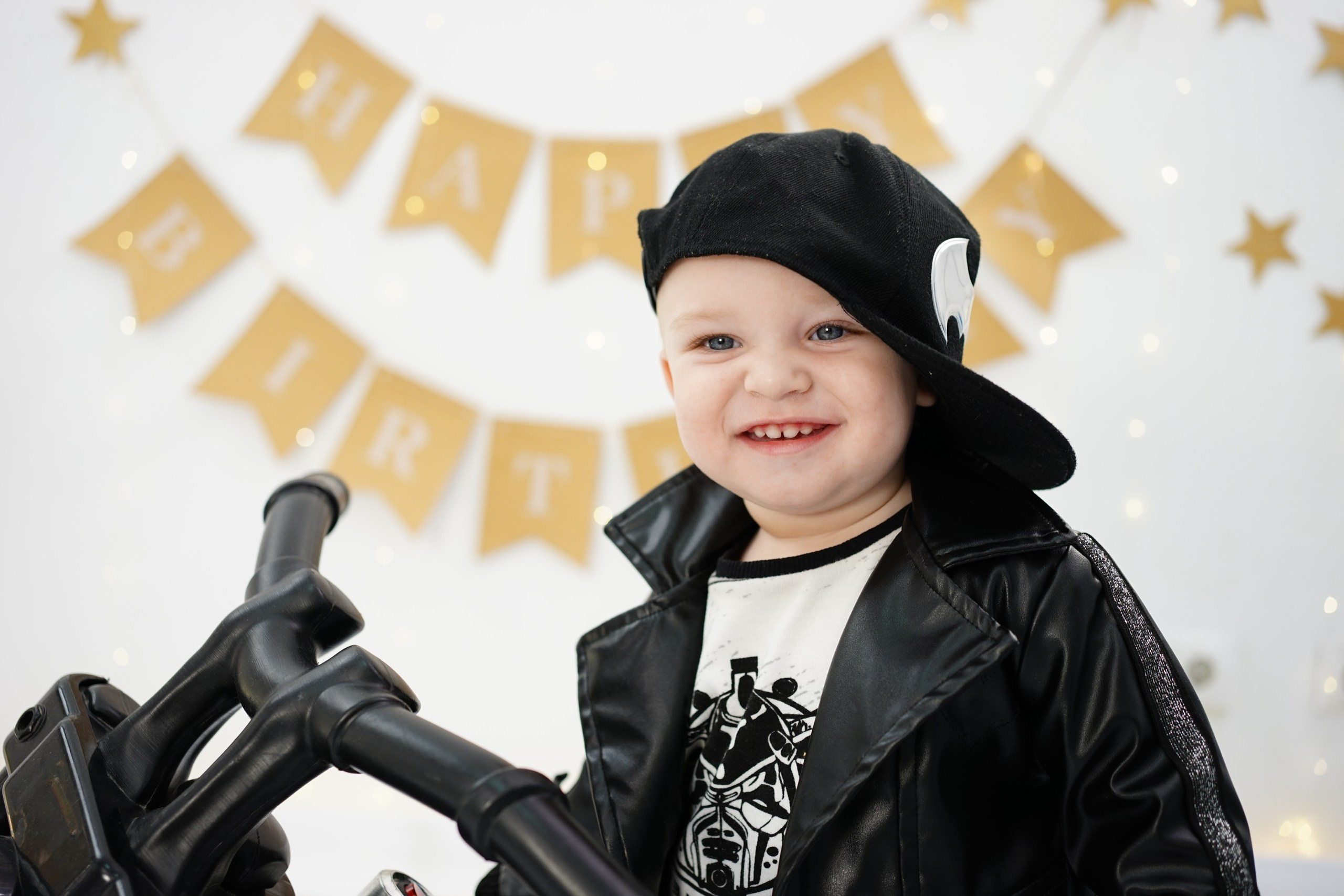 Фотосессия на Годик для Мальчиков. Детская Фотостудия ГОДОВАСИКИ в Санкт-Петербурге фотосесия на годик