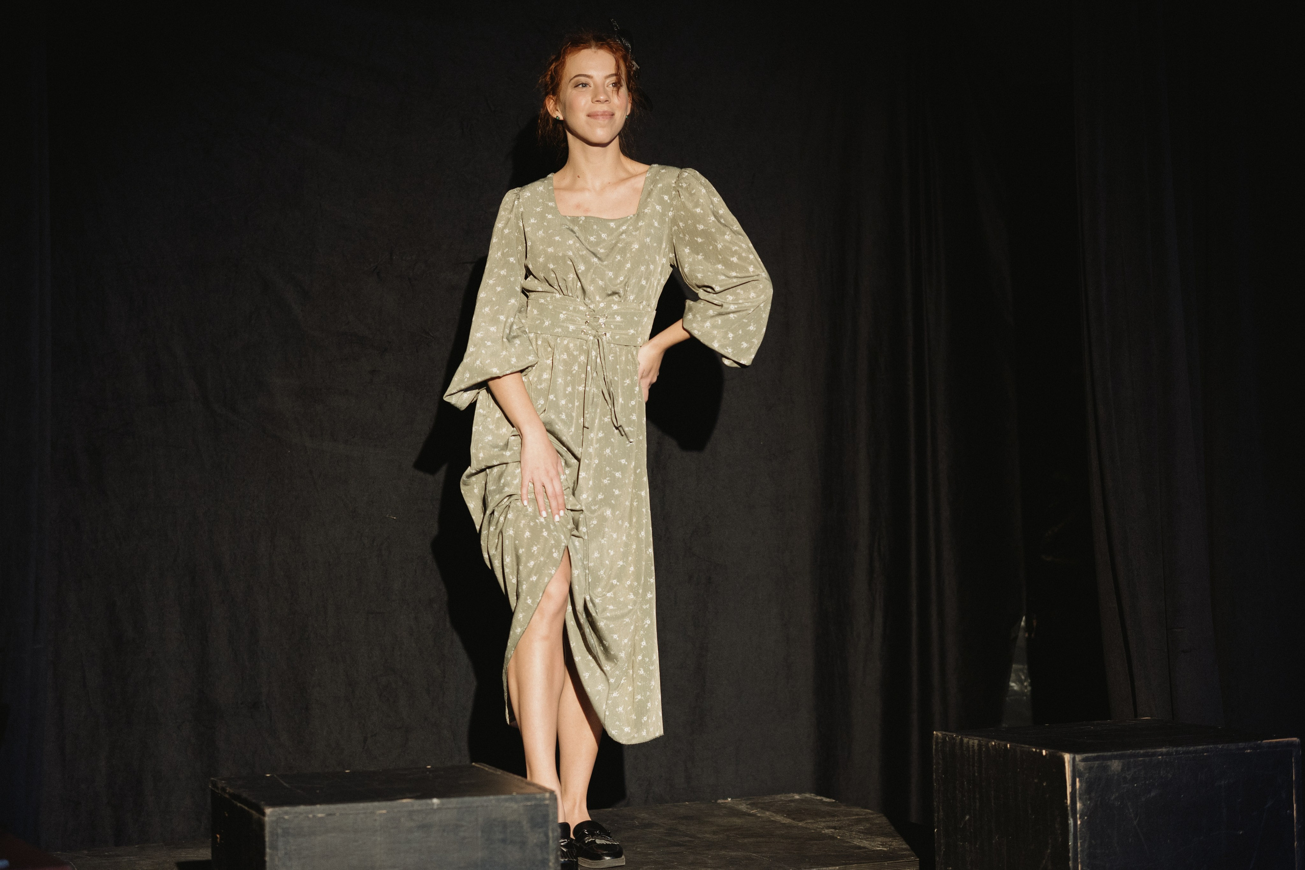 Спектакль «Зойкина Квартира». Репортажный и портретный фотограф Андрей Гаровский