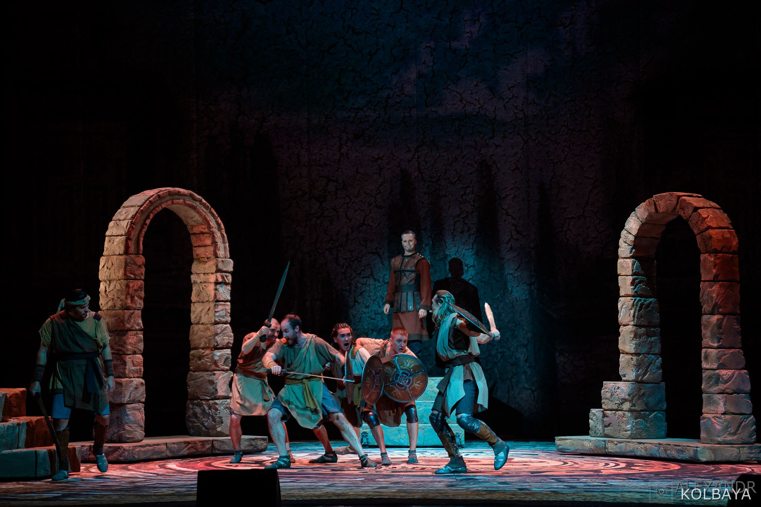 Фоторепортаж со спектакля Гладиатор в Театре Терезы Дуровой. Концертный и театральный репортажный фотограф в Москве Александр Колбая