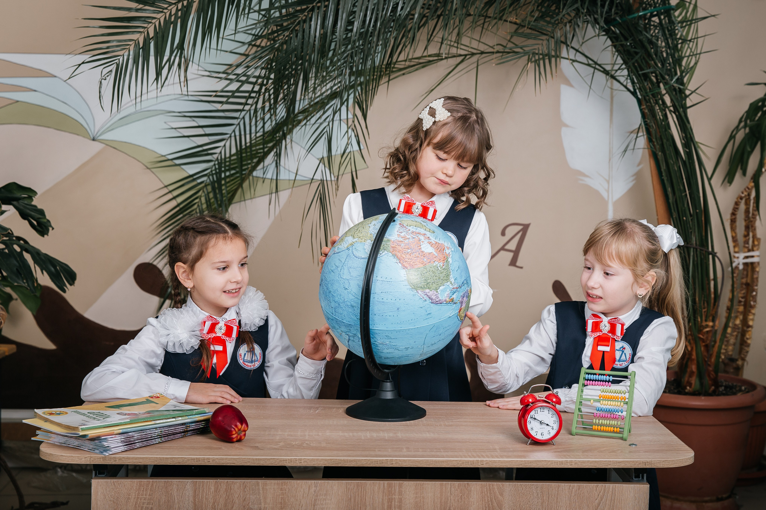 Фотосессия в начальной школе Крымск. Фотограф Любава Колесник. Выпускные альбомы в Крымском районе