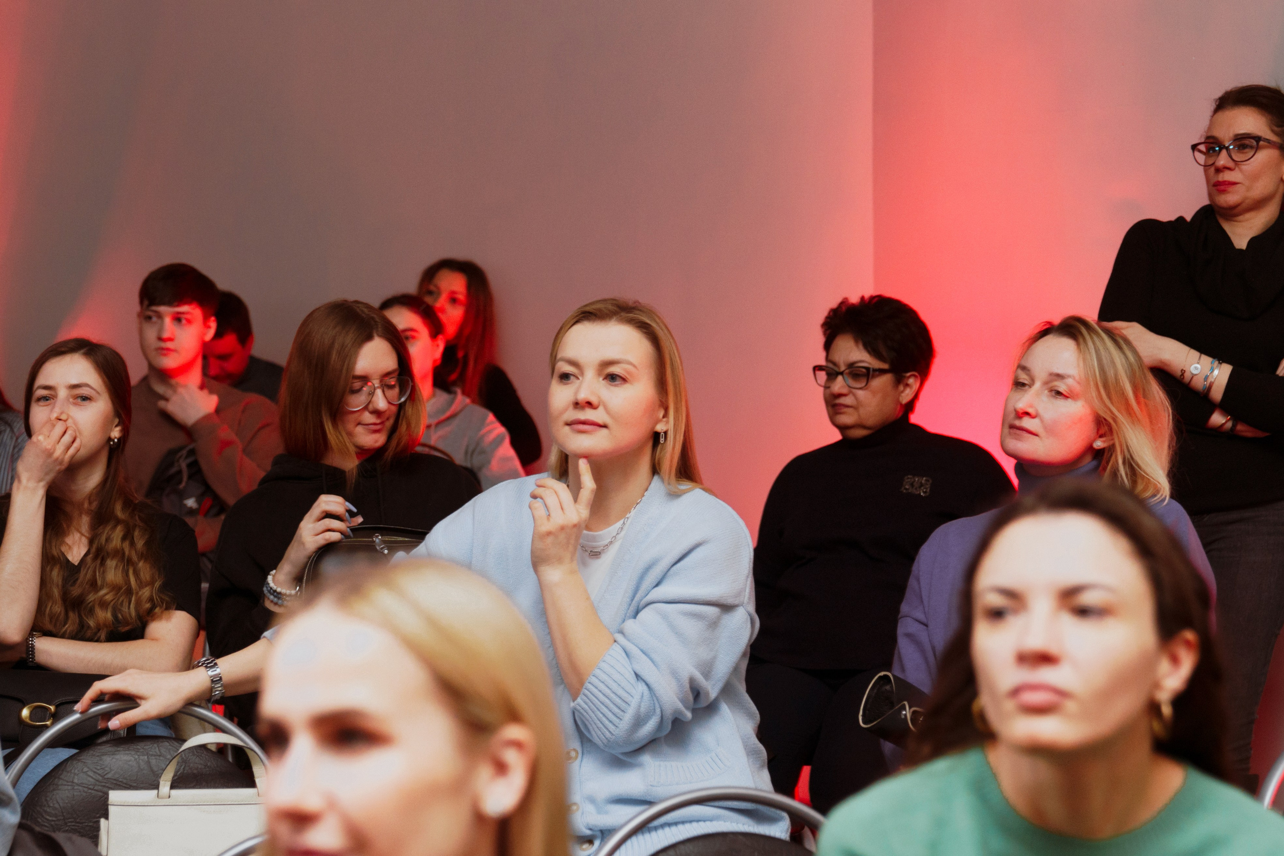 Спикер TEDX / Автор трансформационной игры (Путь Героя). Свадебный фотограф в Москве Кристина Чехова
