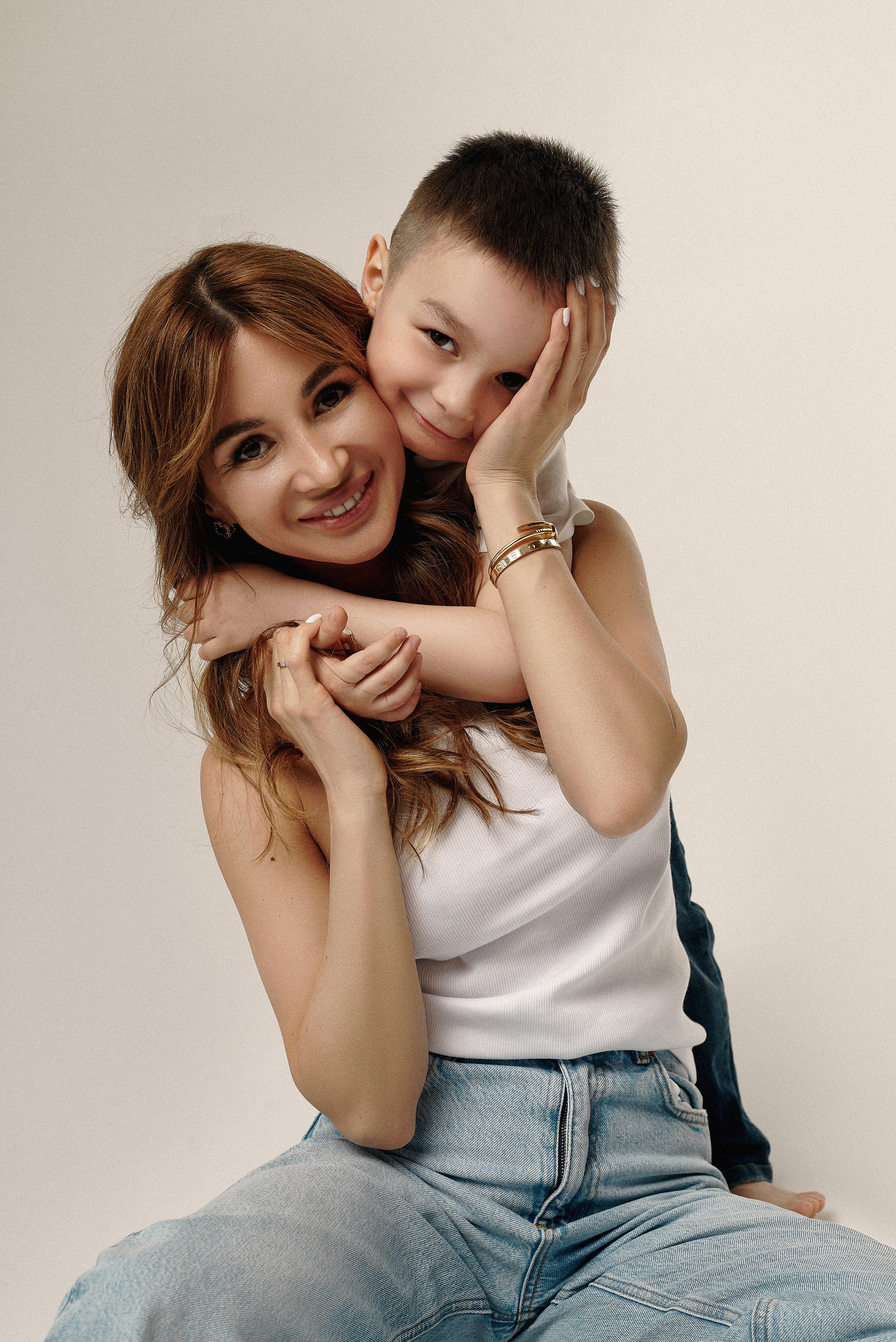 Gulya / Lera / Igor'. Главная